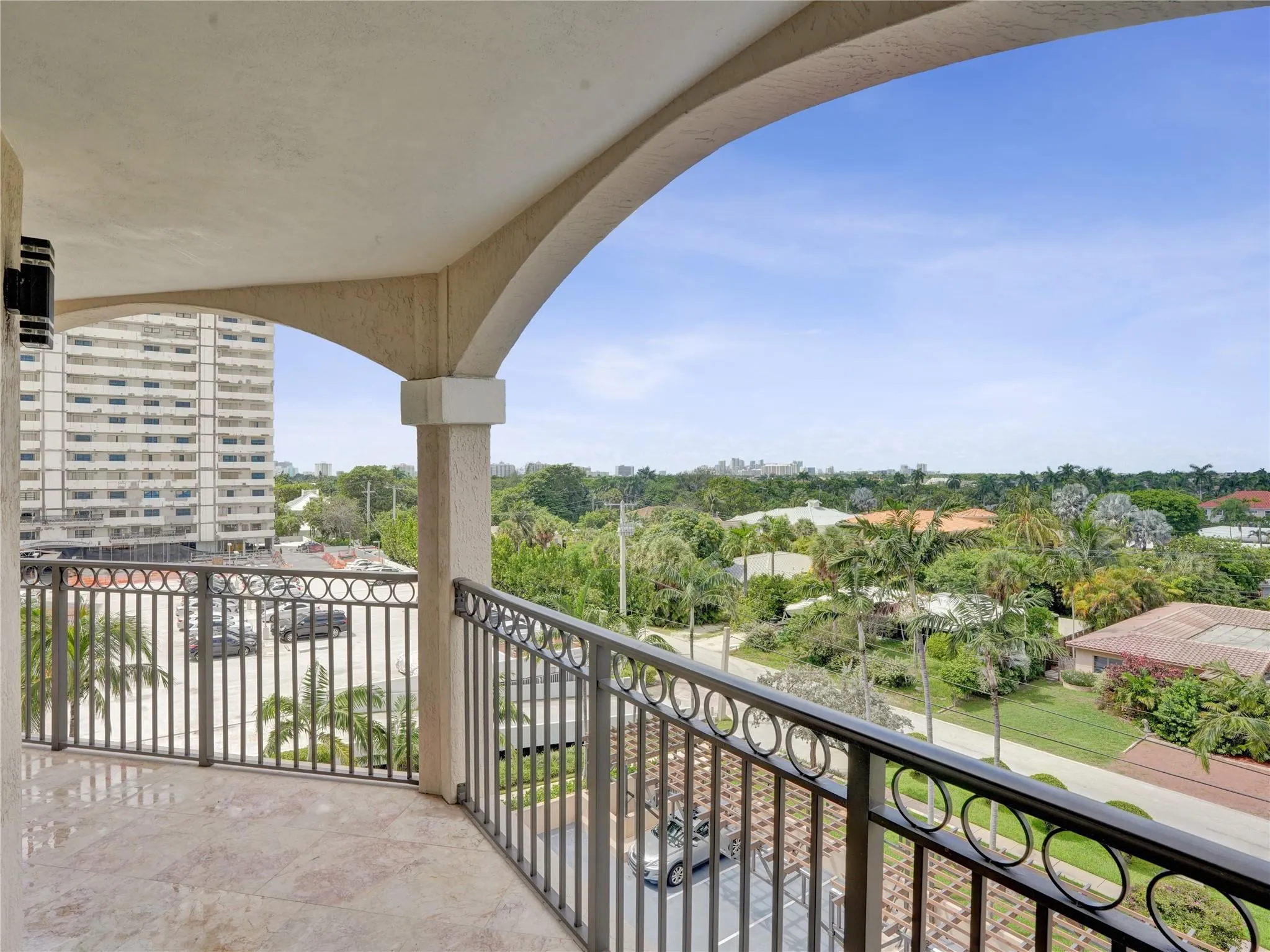 2001 N Ocean Blvd, #502