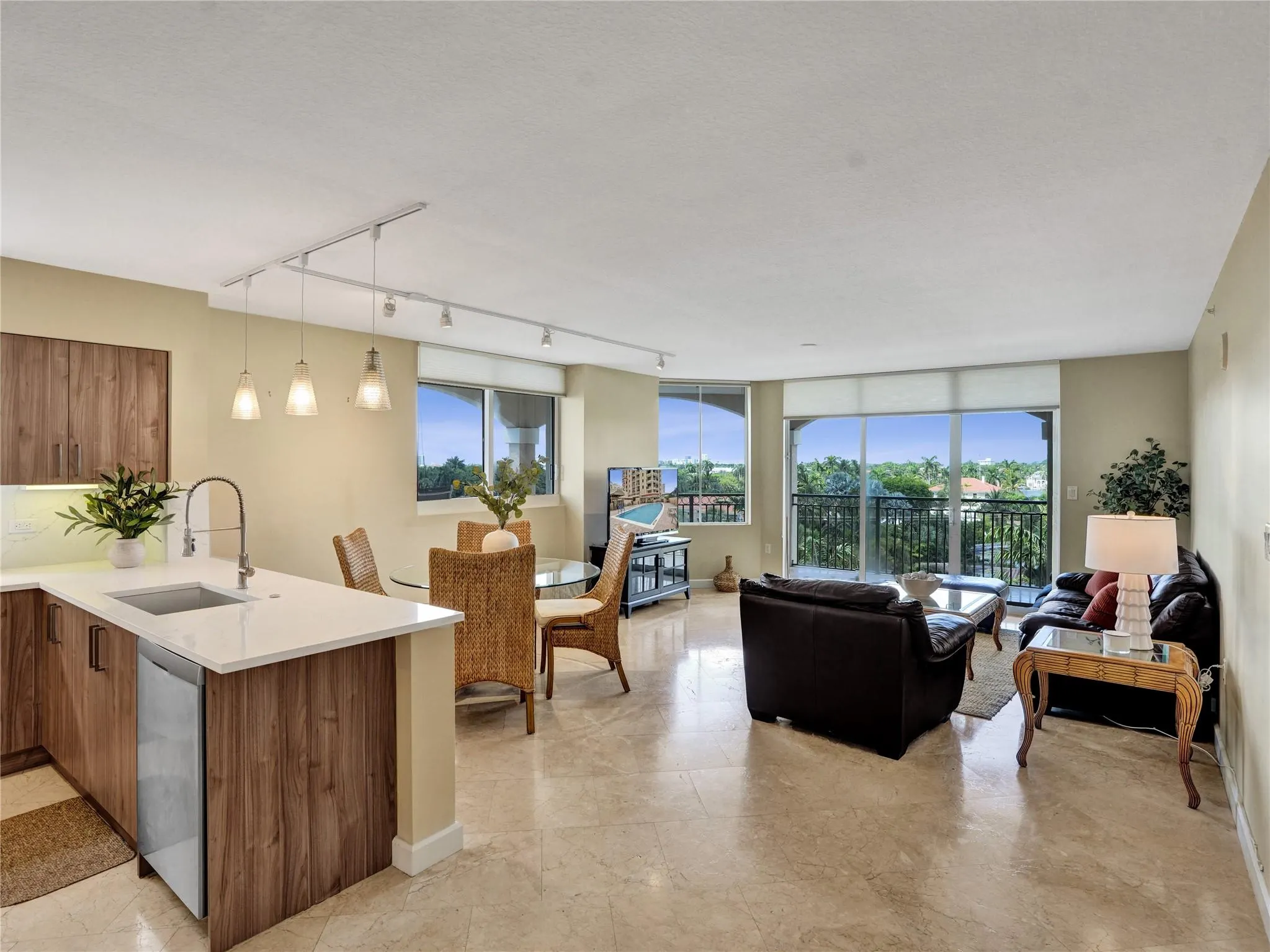 2001 N Ocean Blvd, #502