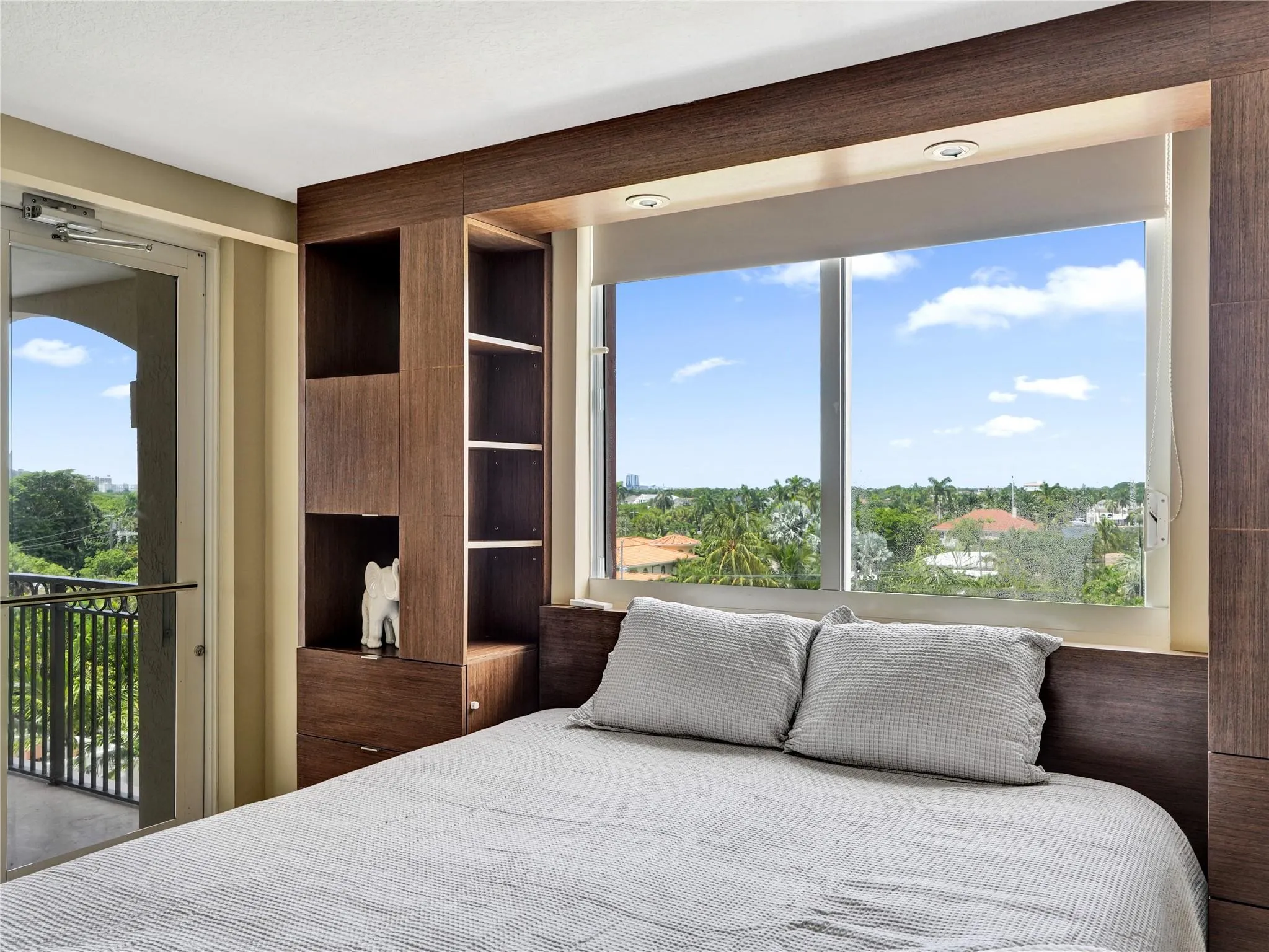 2001 N Ocean Blvd, #502