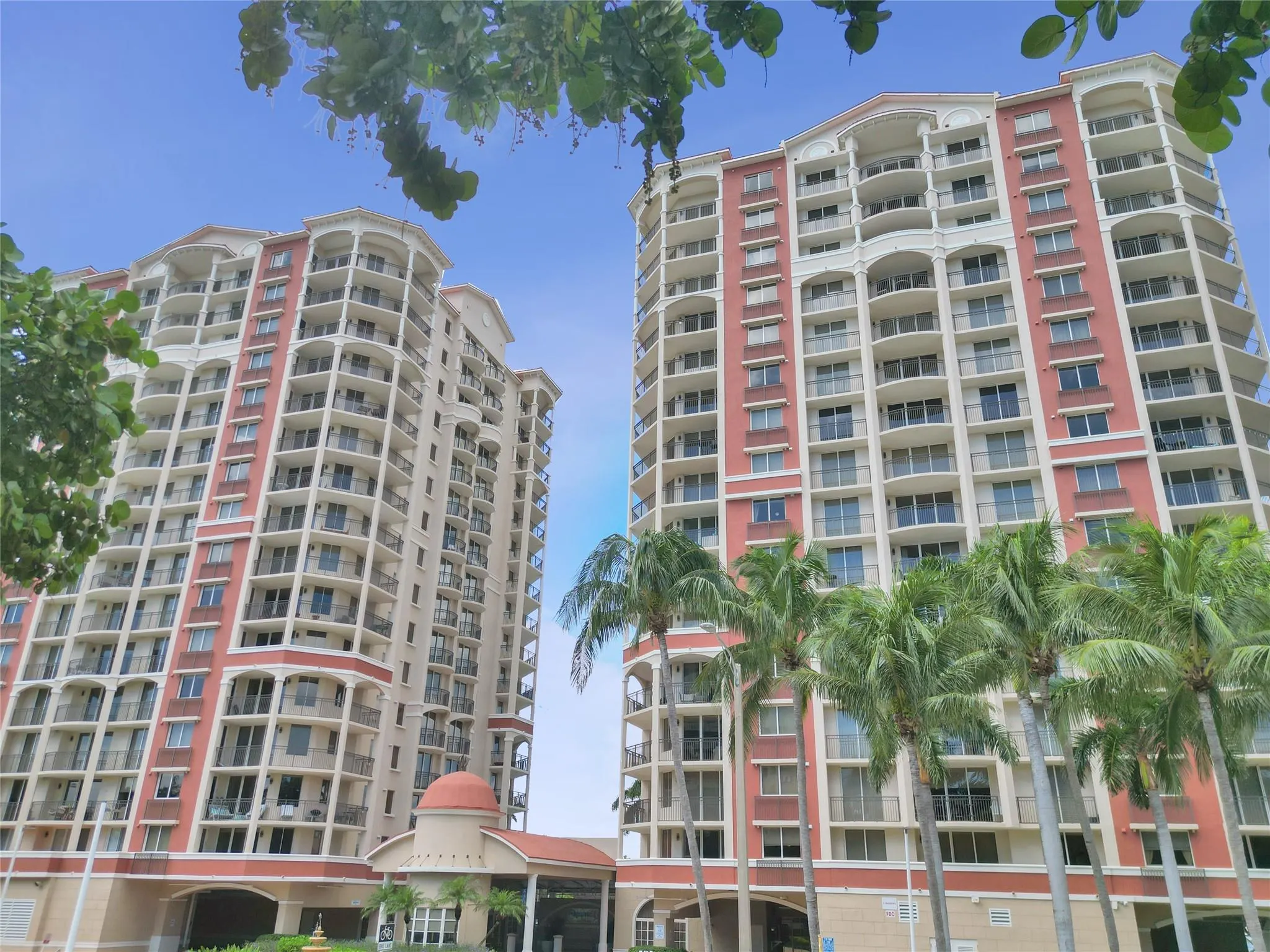 2001 N Ocean Blvd, #502
