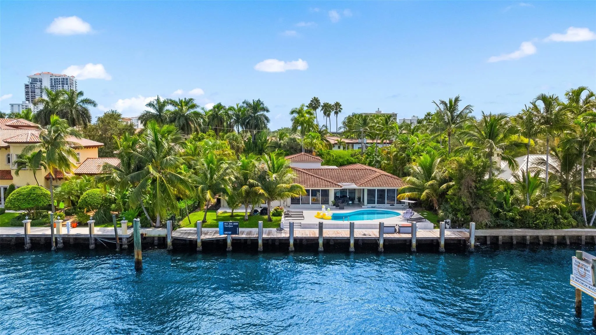 2701 Aqua Vista Blvd