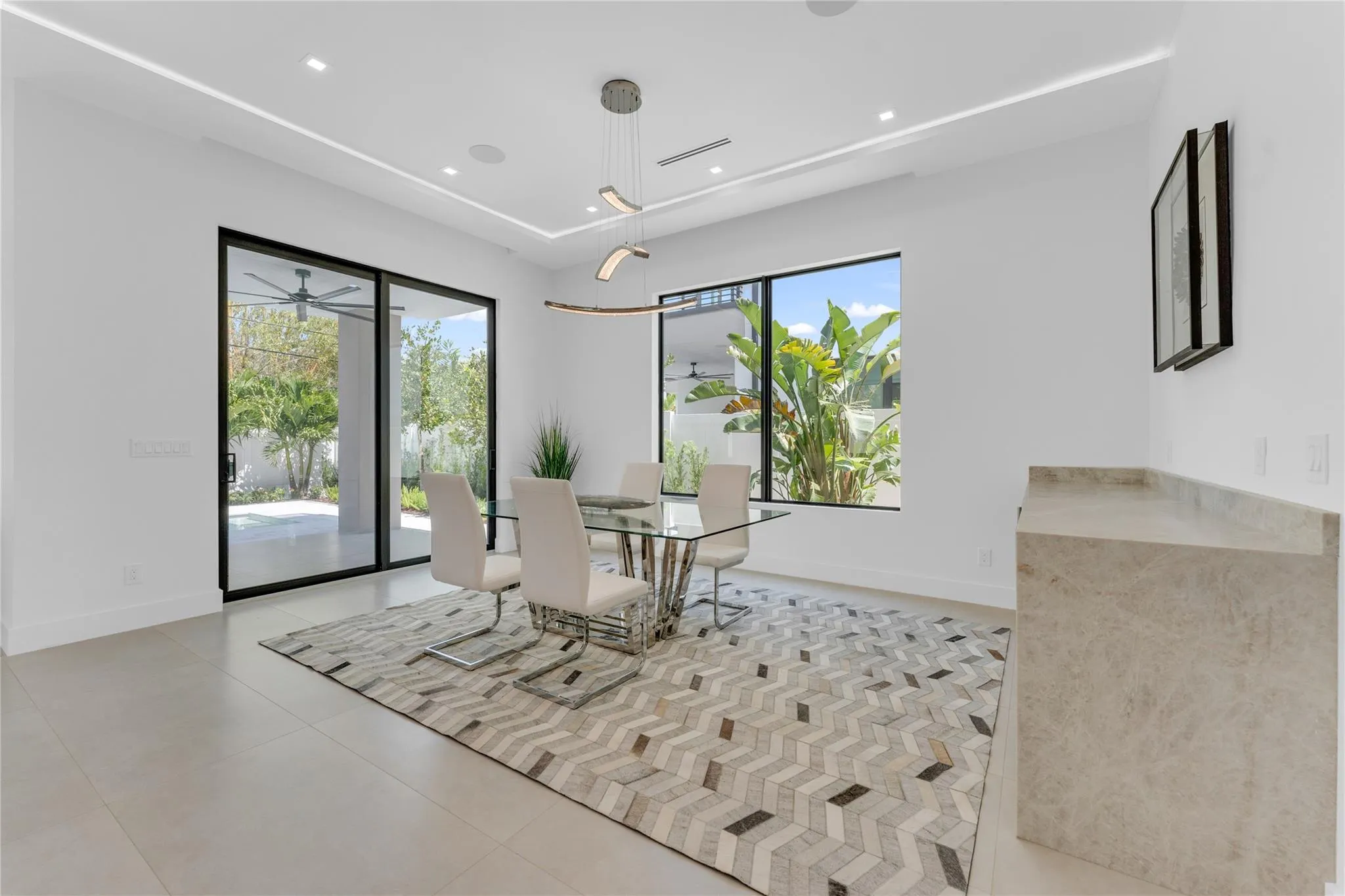 235 NE 11th Street