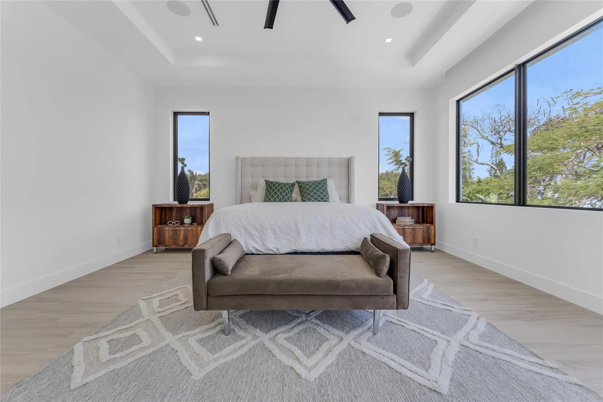 235 NE 11th Street