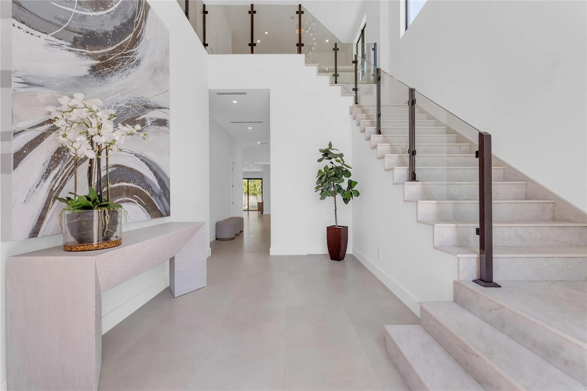 235 NE 11th Street