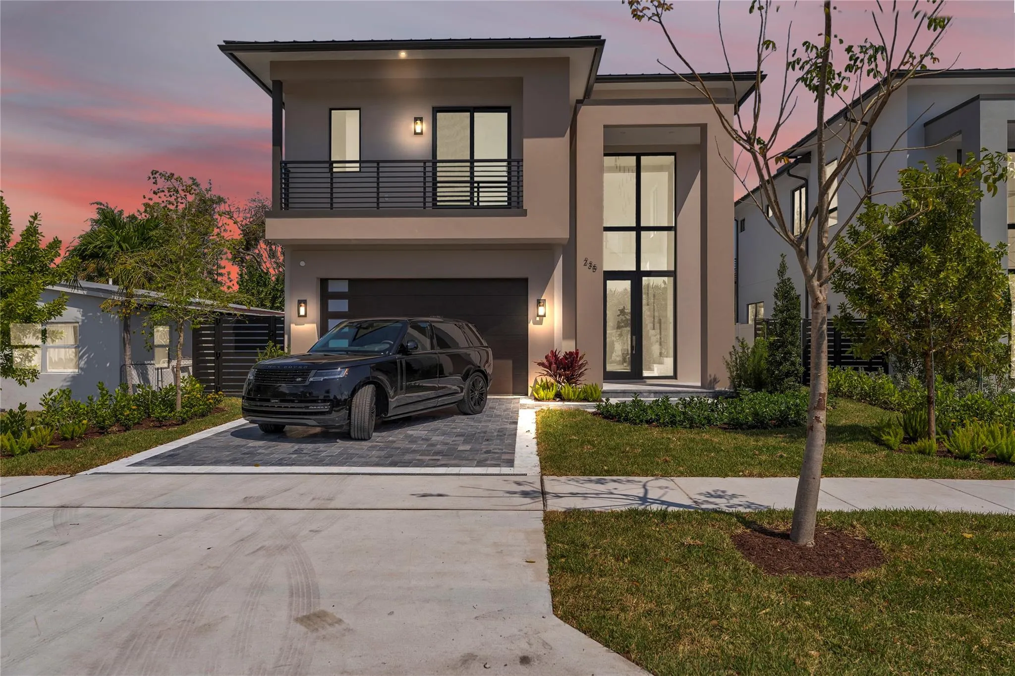235 NE 11th Street