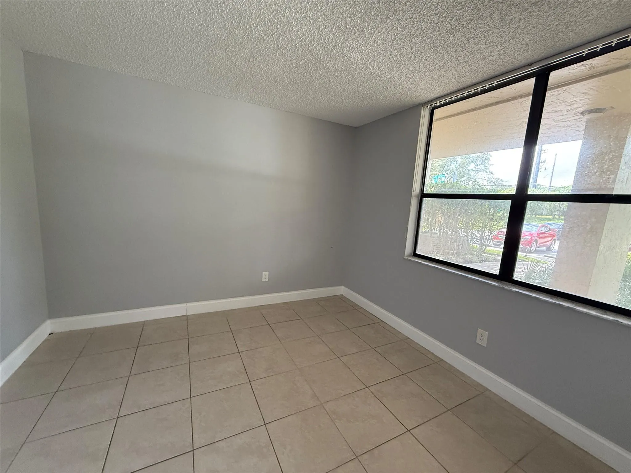 40 NW 76th Ave, #104-1