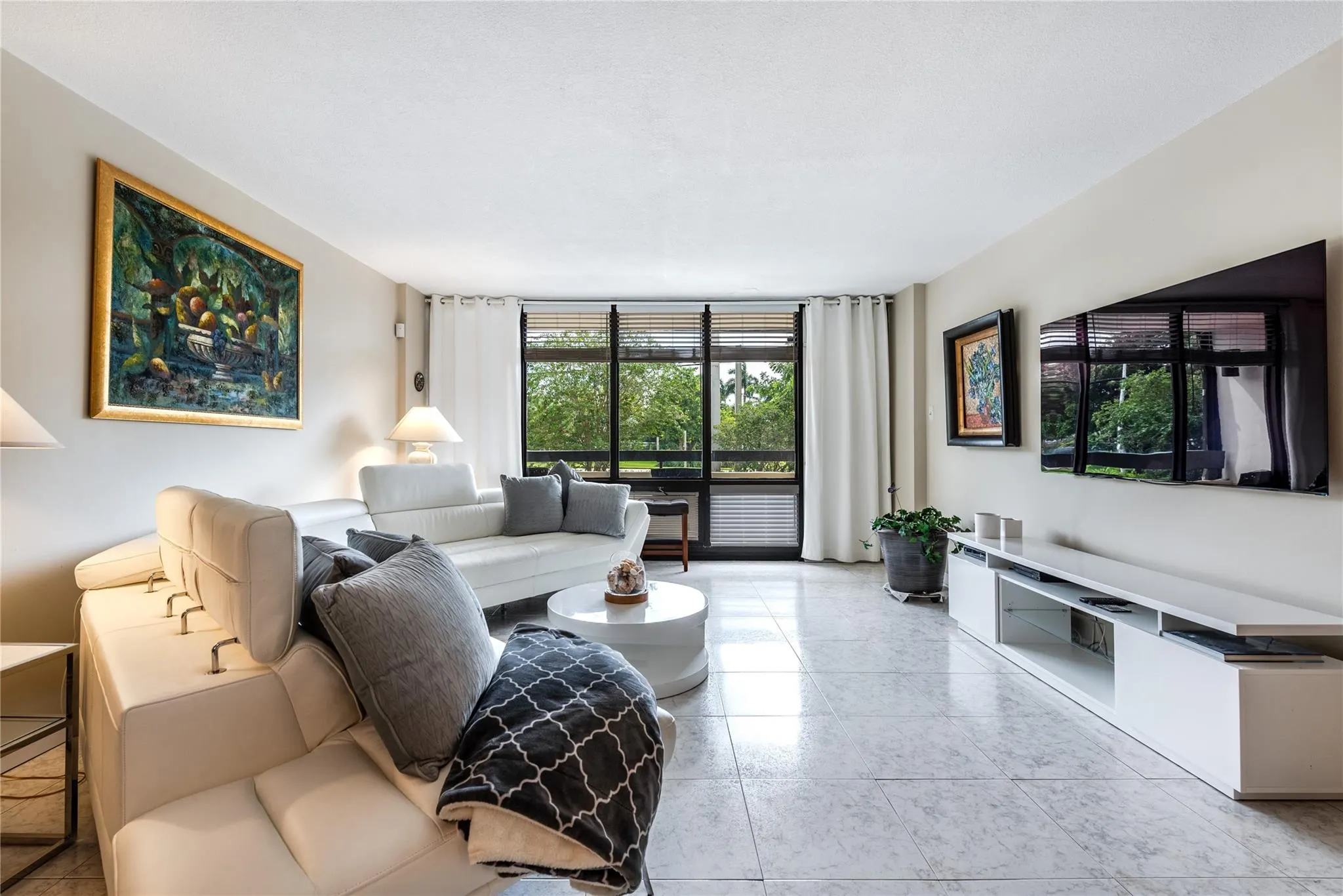 1401 S Federal Highway, #122