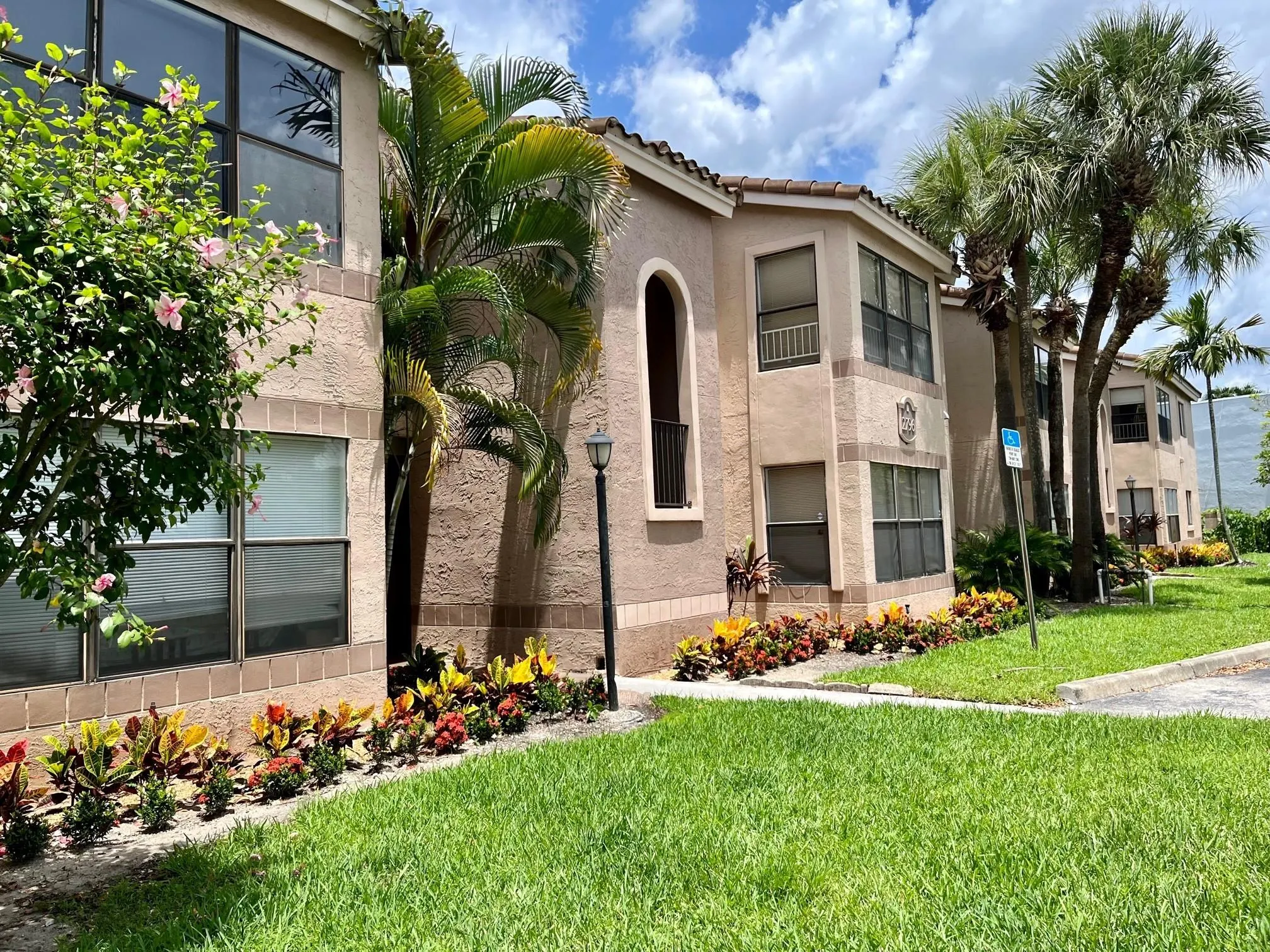 2796 S UNIVERSITY DR, #2207