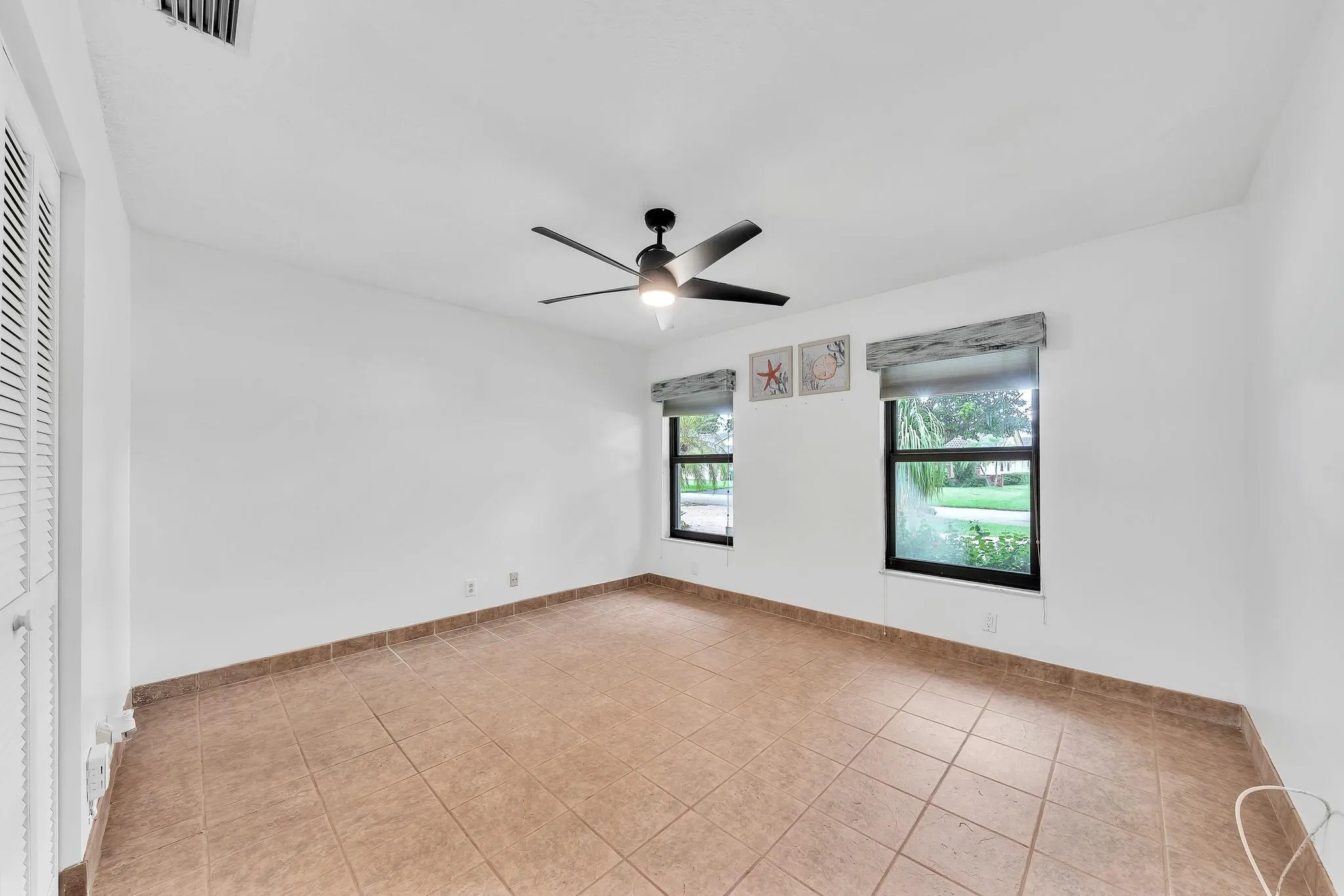 303 NW 105th Ter