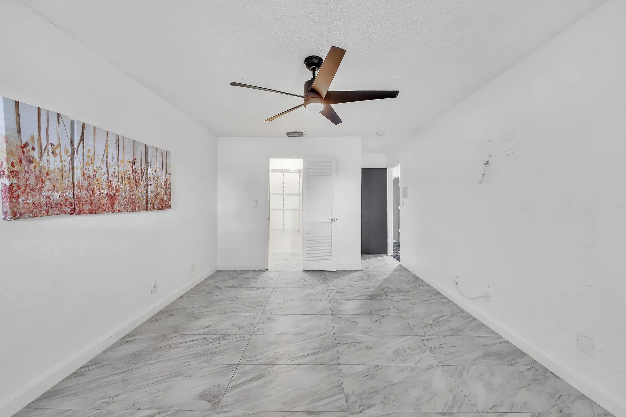 303 NW 105th Ter