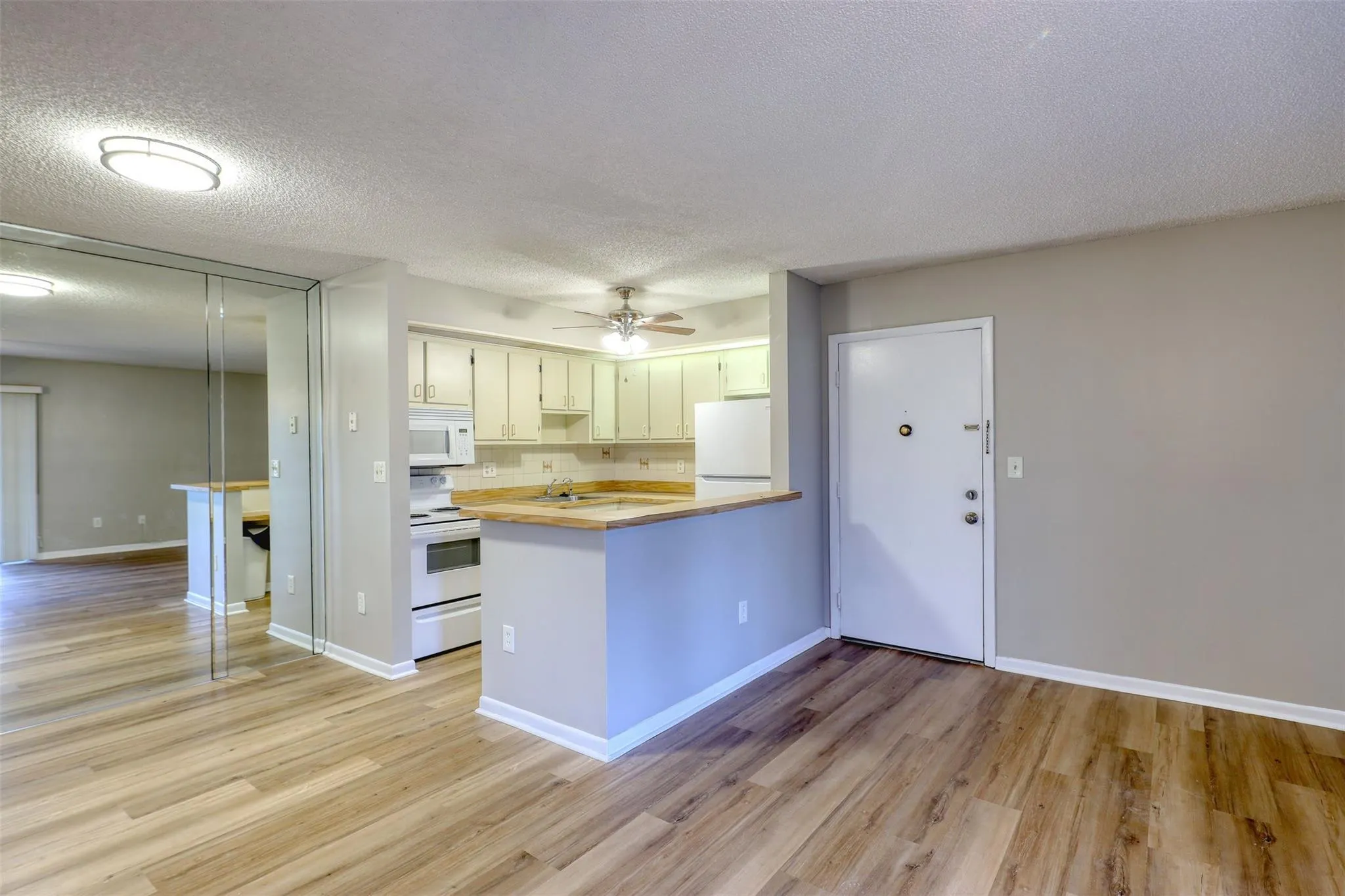 9980 N Belfort Cir, #2-105
