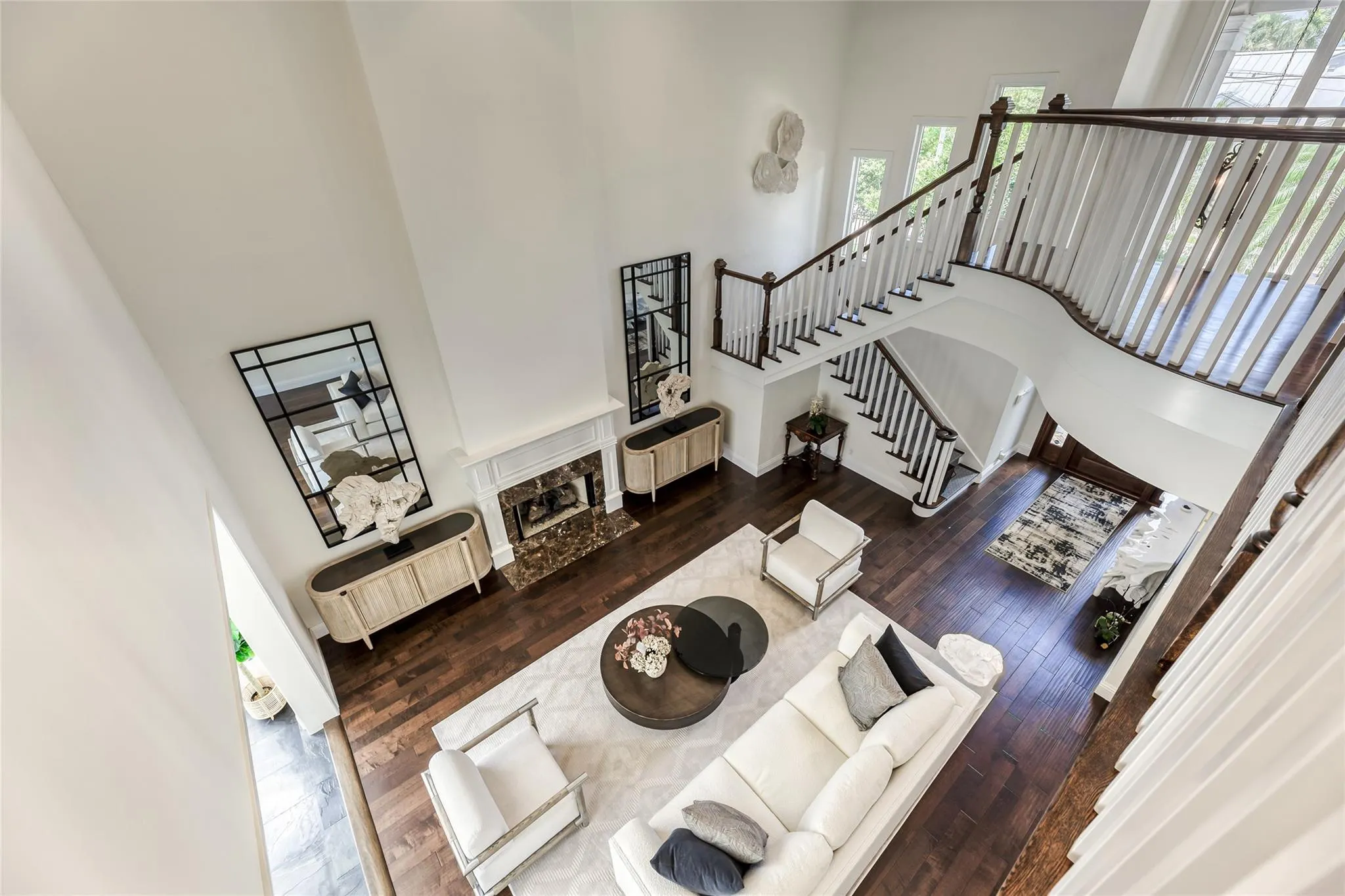 524 Poinciana Dr.