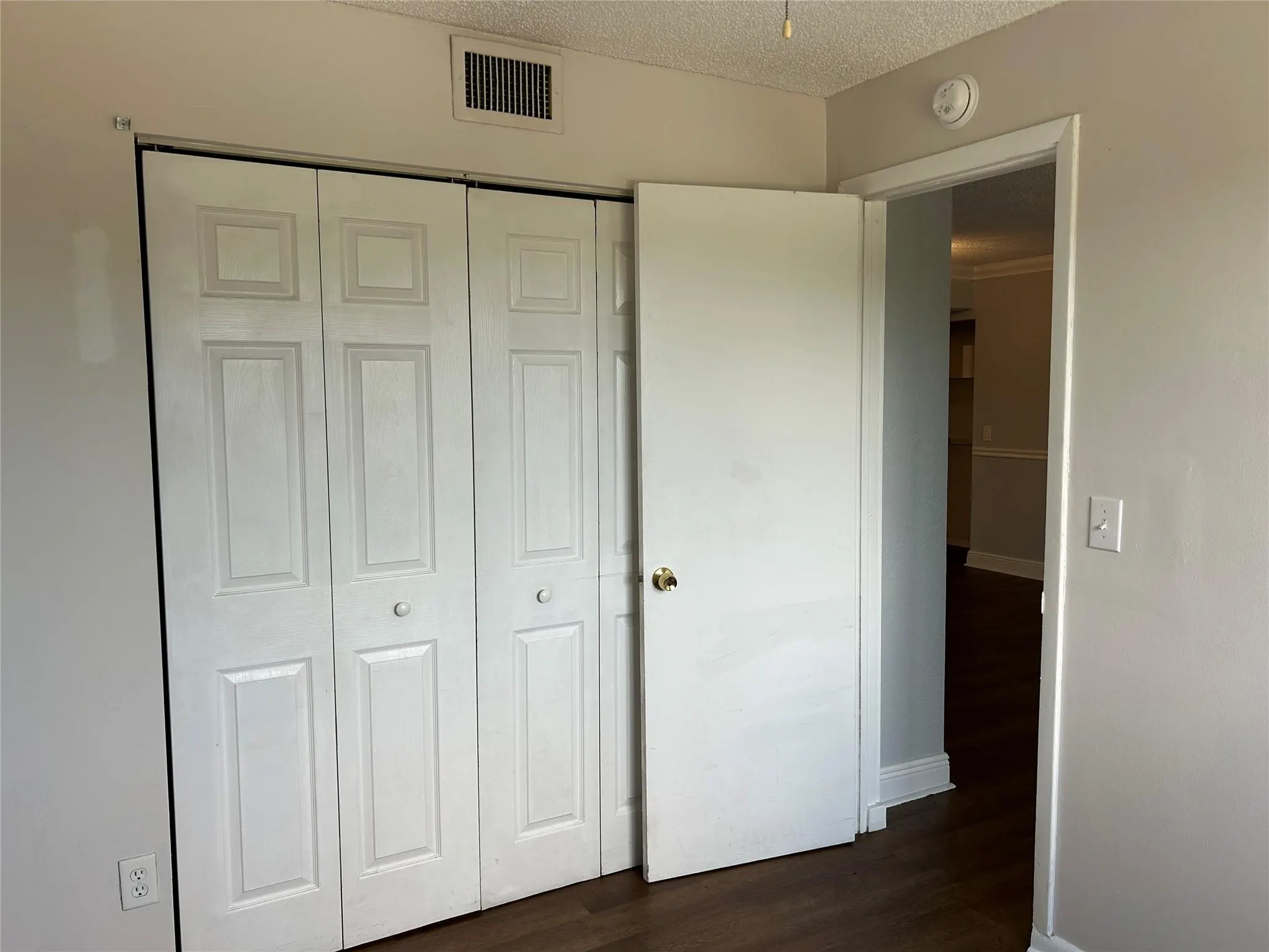 3700 N Pine Island Rd, #310