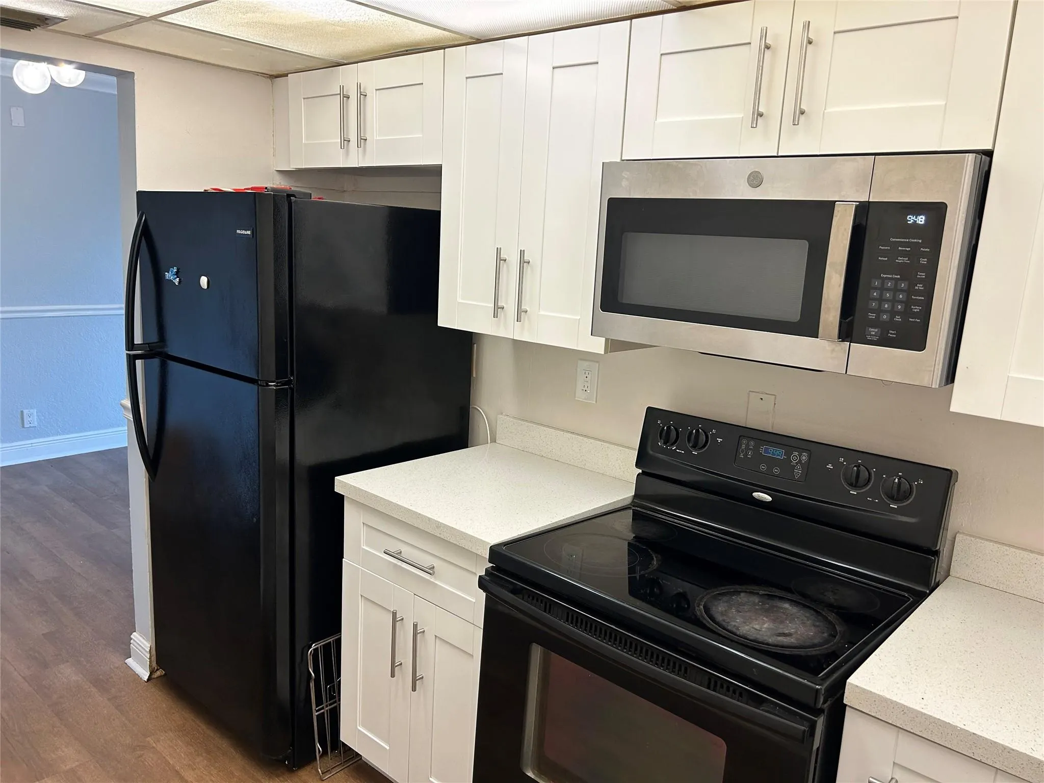 3700 N Pine Island Rd, #310