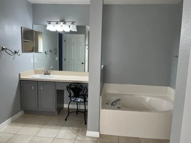 5476 NW Carla Ct