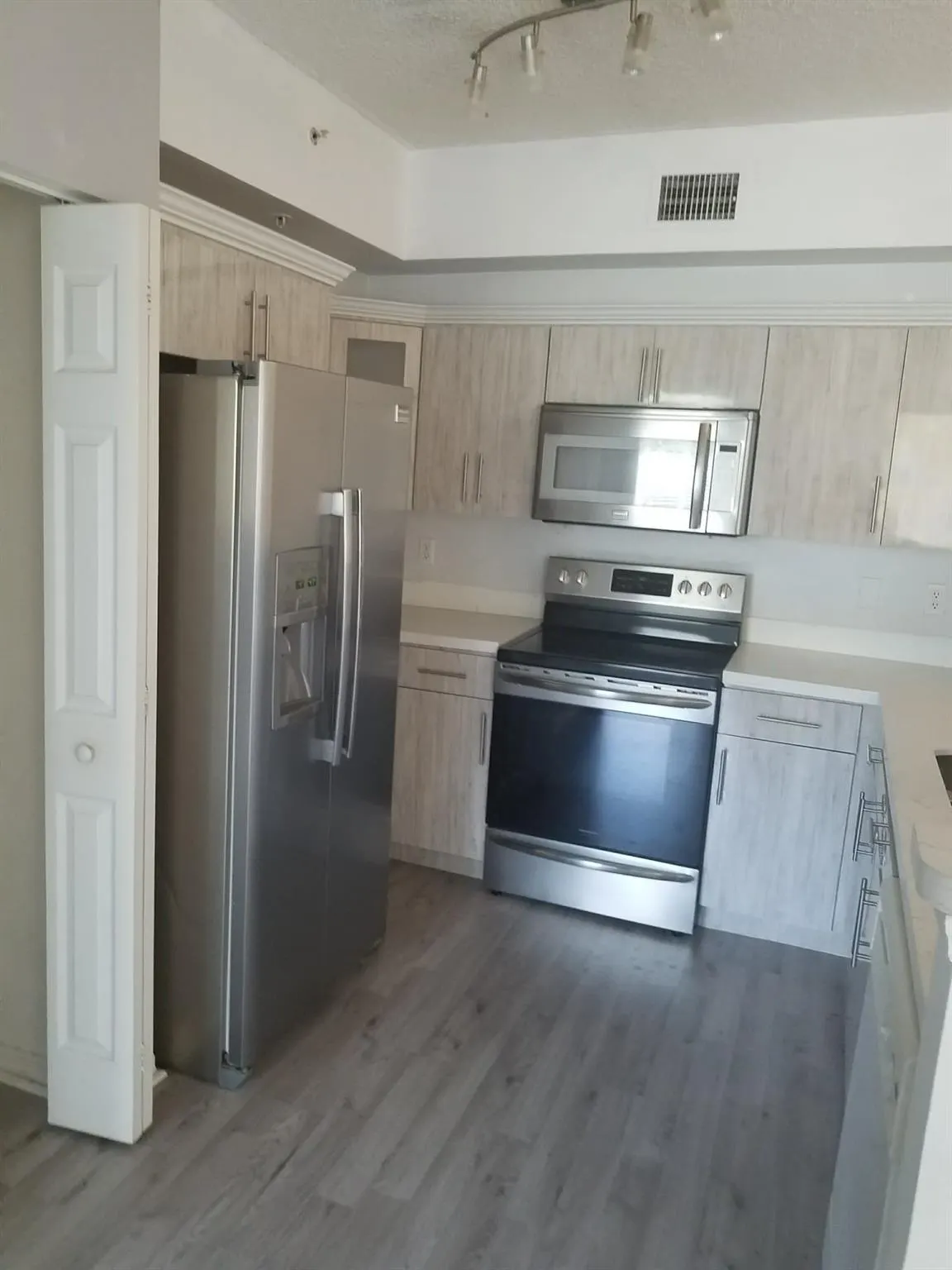 2080 W Preserve Way, #204