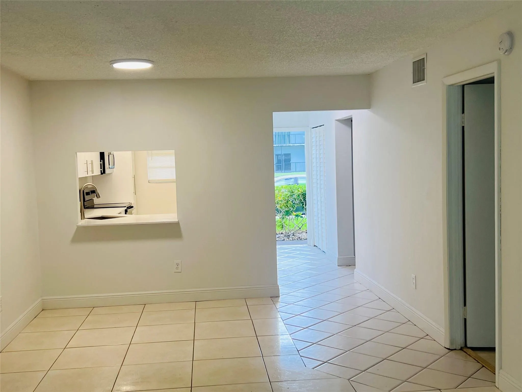 7500 NW 17 Street, #106
