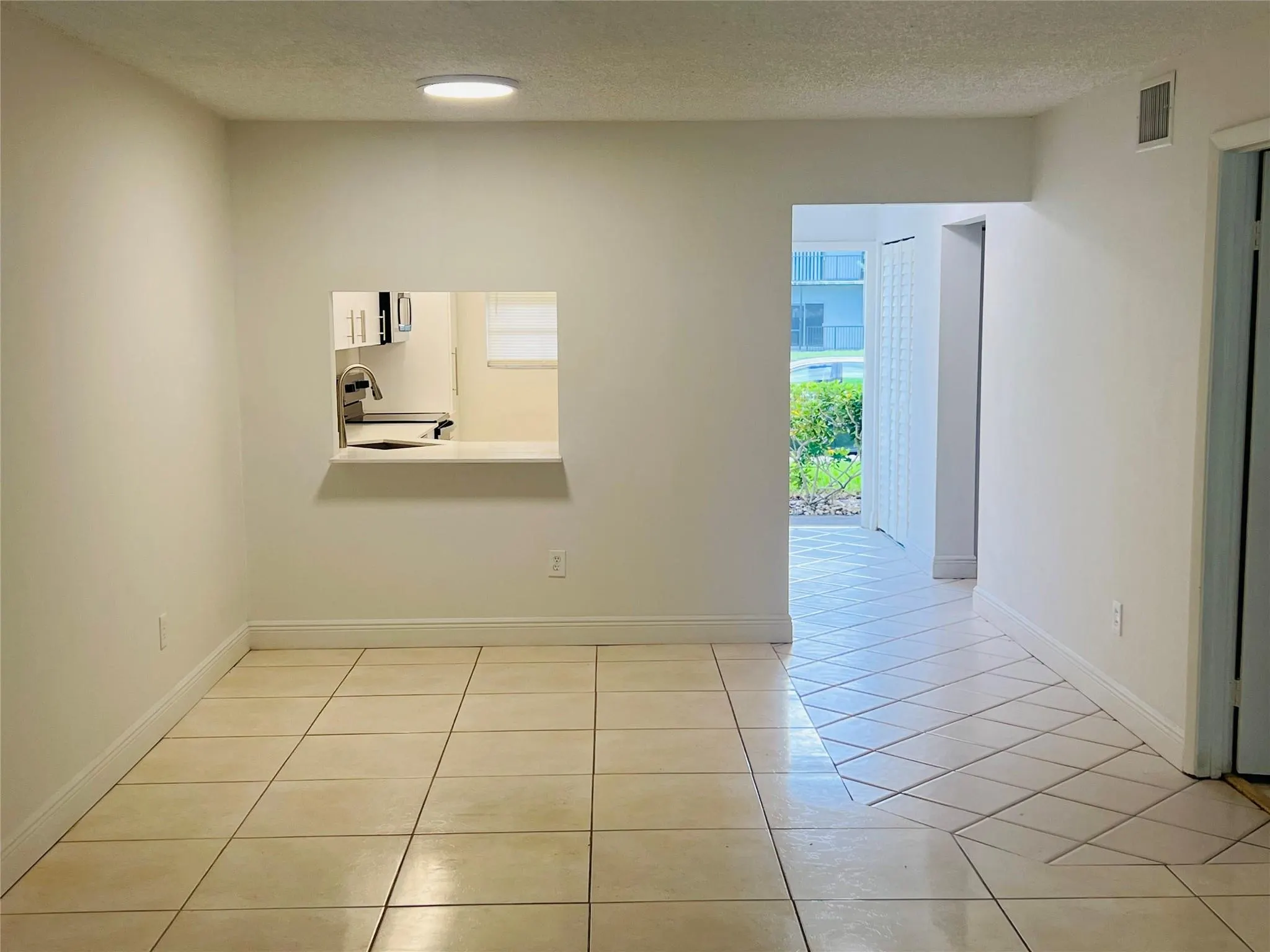 7500 NW 17 Street, #106