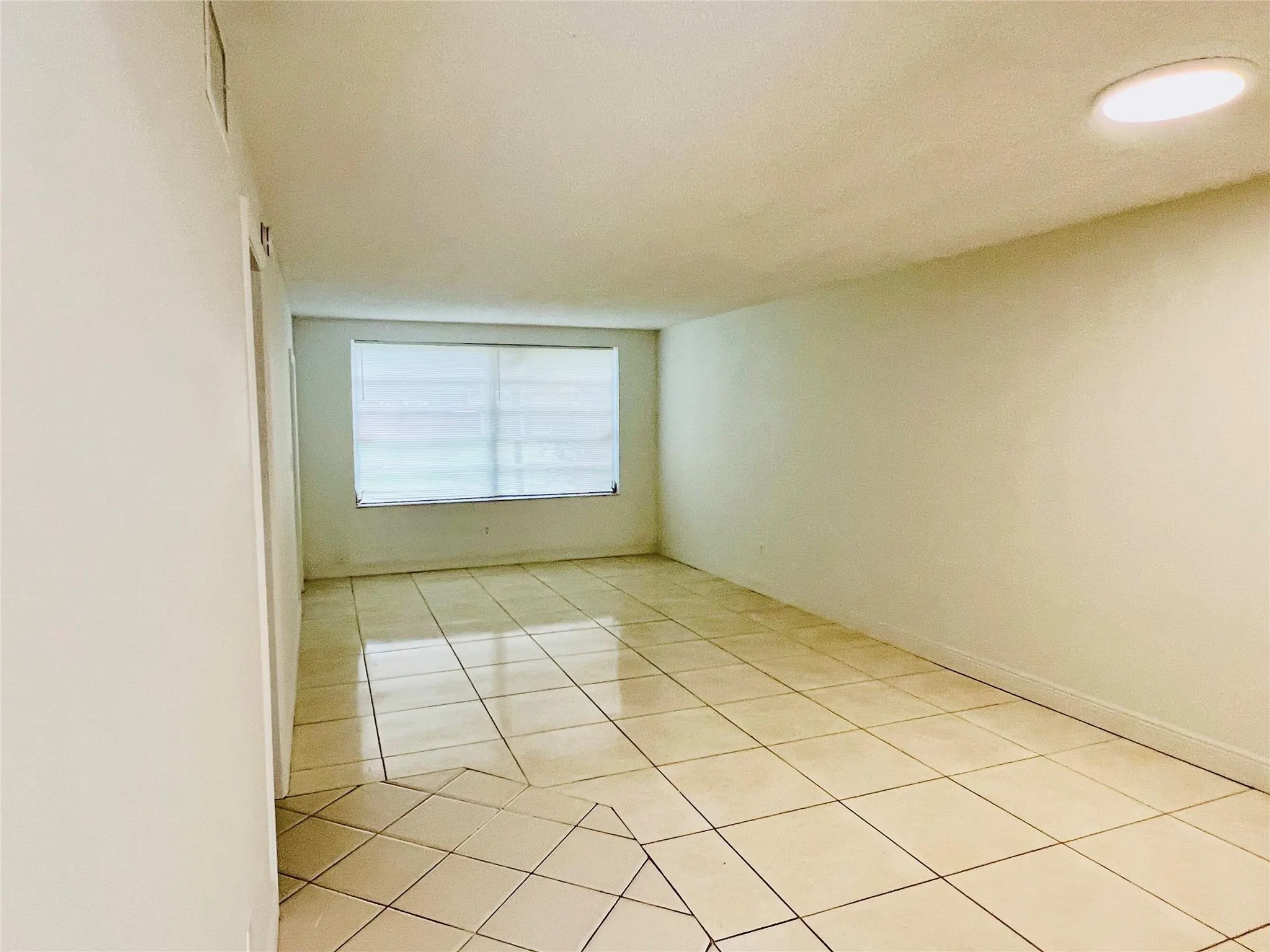 7500 NW 17 Street, #106