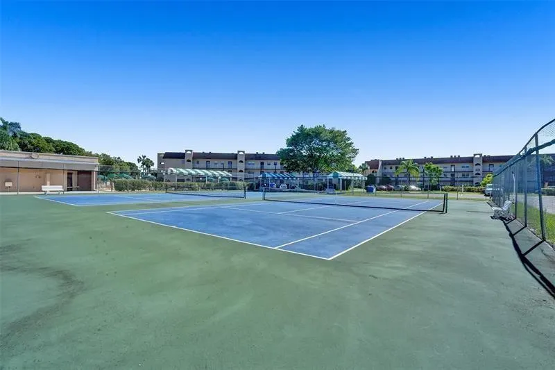 9481 Sunrise Lakes Blvd, #310