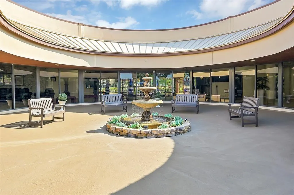9481 Sunrise Lakes Blvd, #310