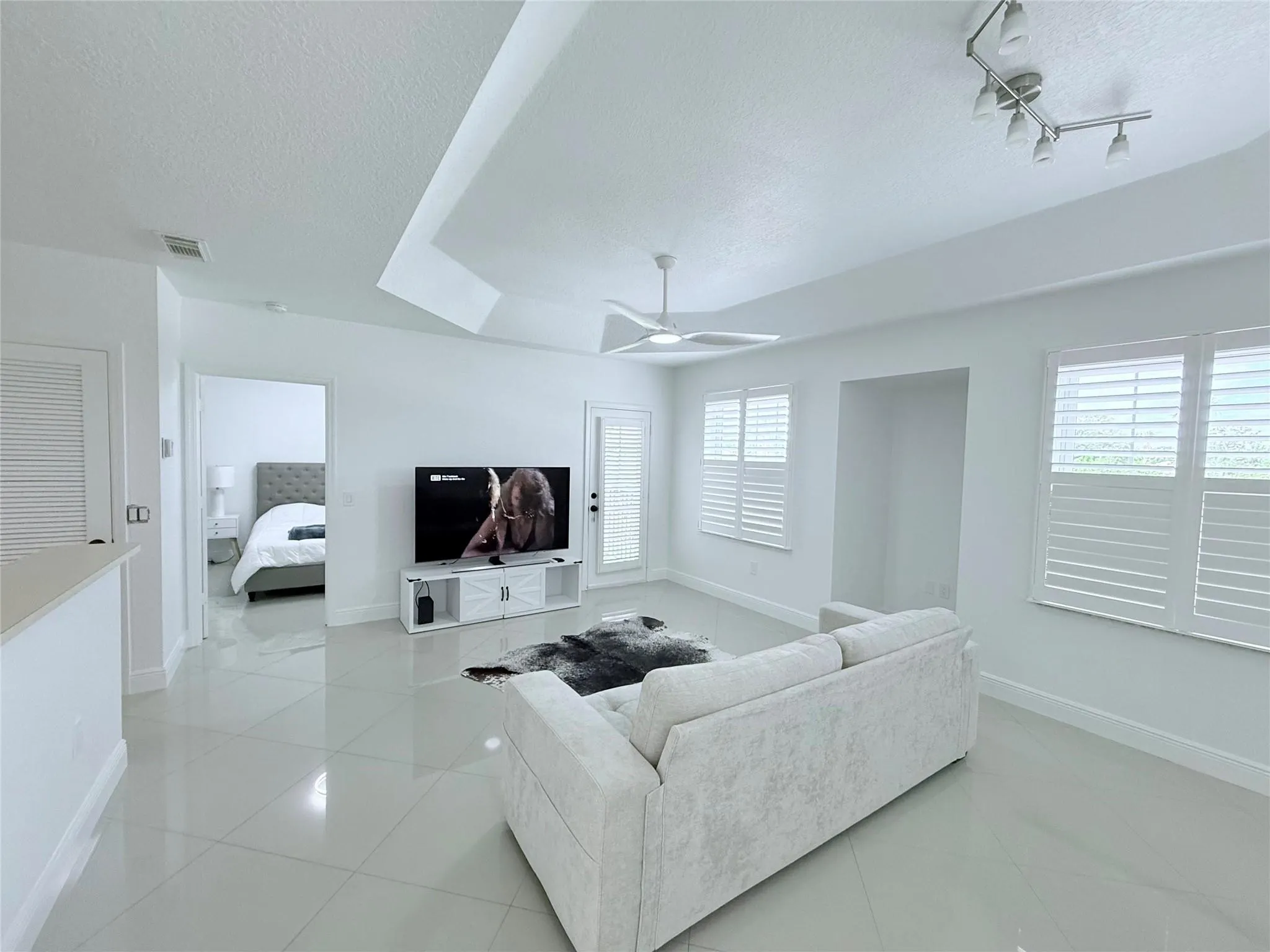 805 Belmont Pl, #805