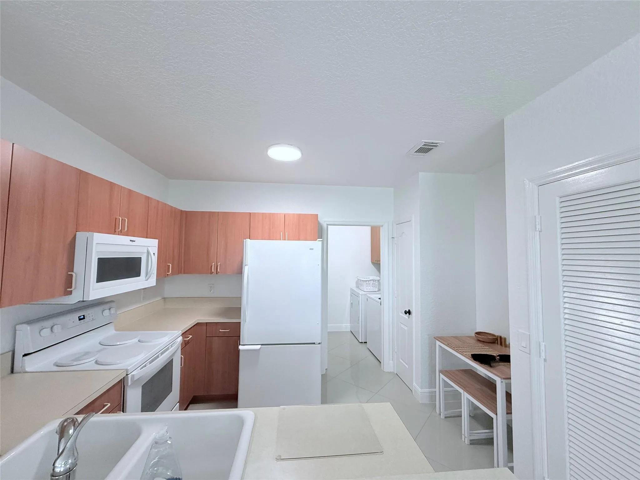 805 Belmont Pl, #805