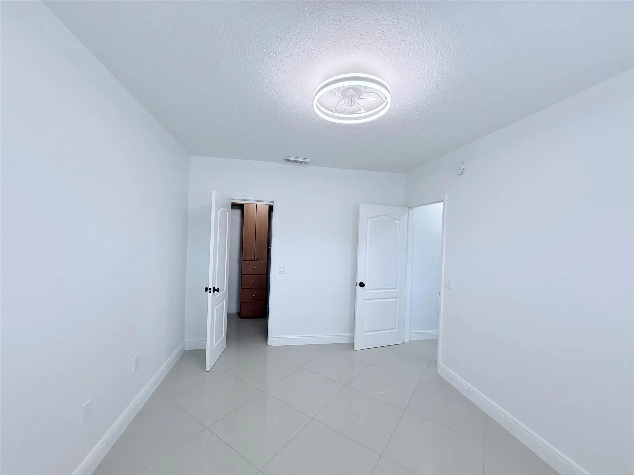 805 Belmont Pl, #805