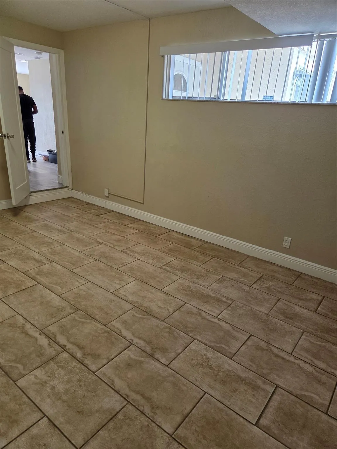 8218 NW 8 Place, #2