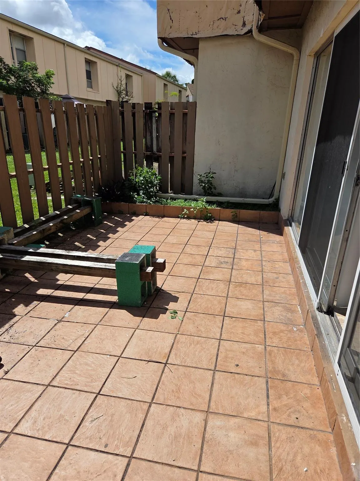 8218 NW 8 Place, #2