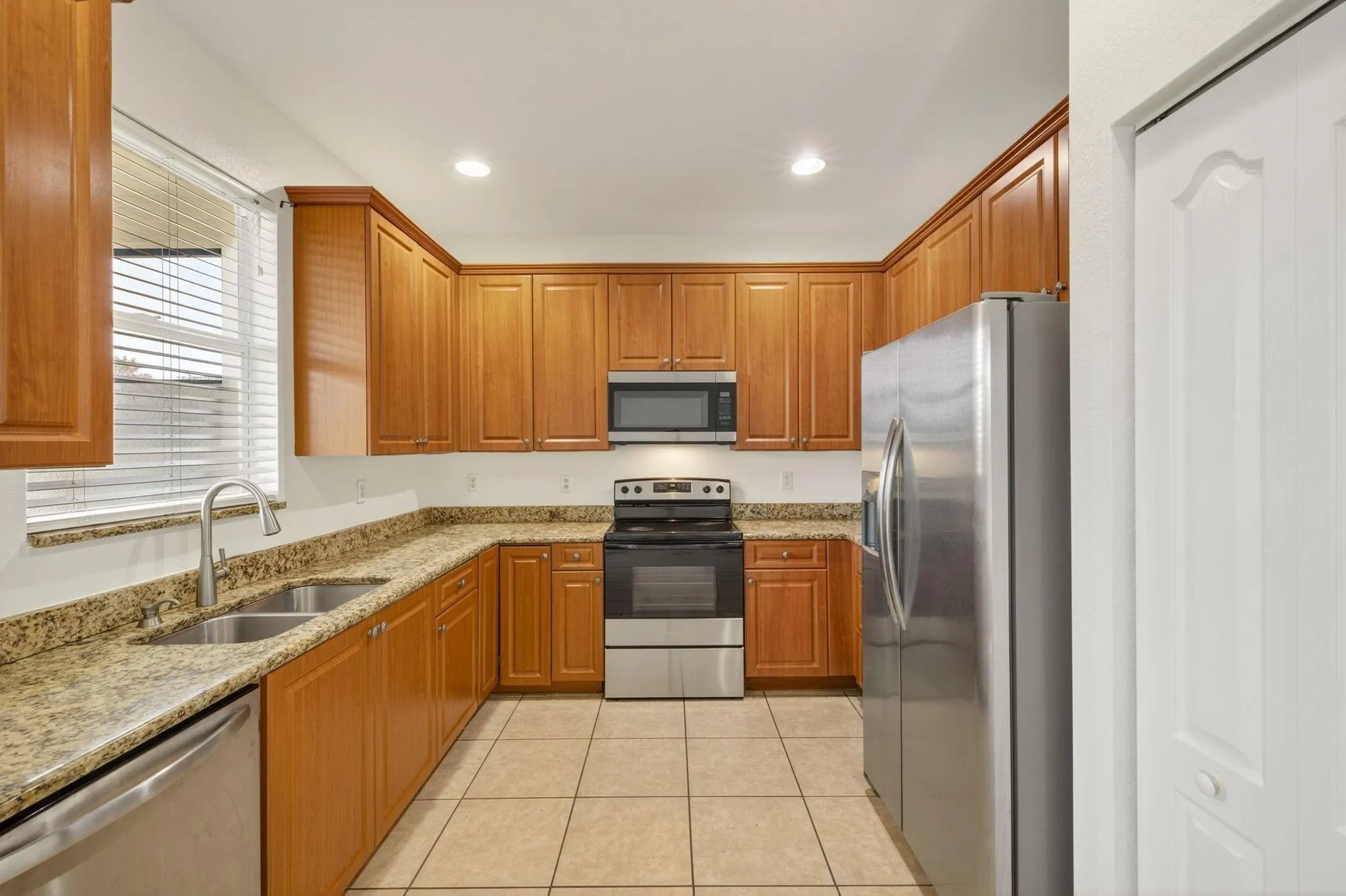 7029 Ambrosia Lane, #606