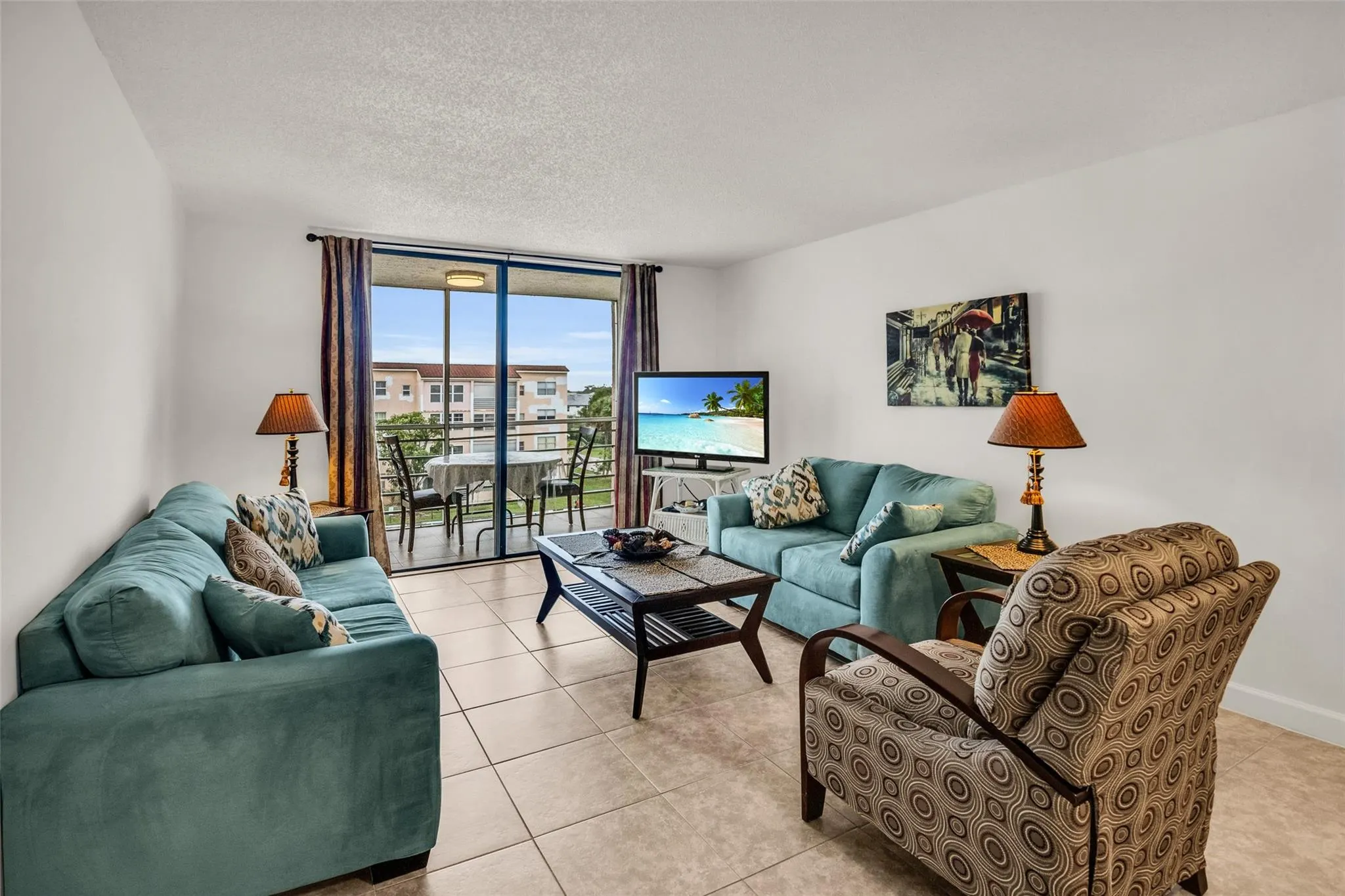 2840 Somerset Dr, #403