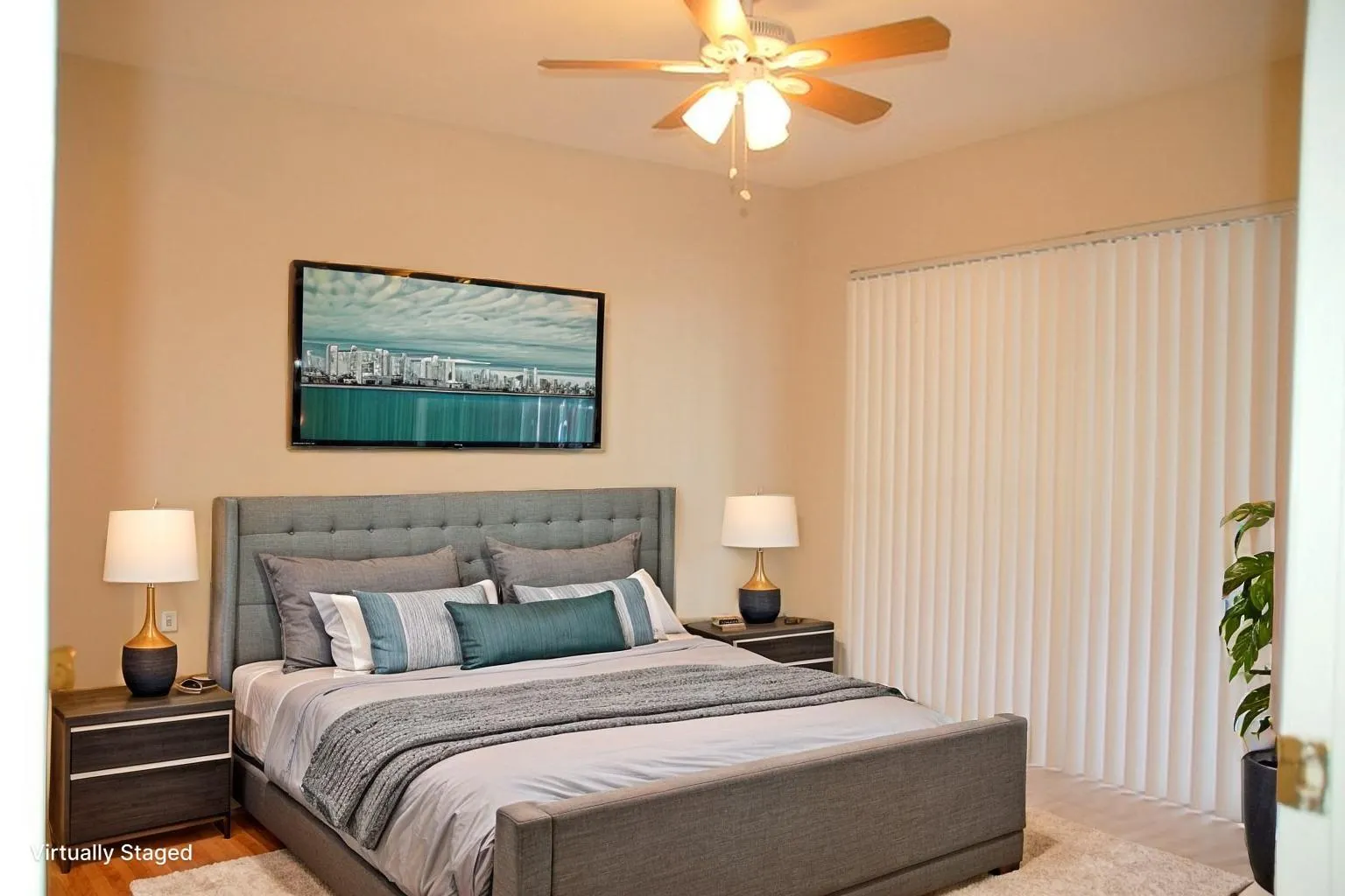 1780 Palm Cove Blvd, #6-102