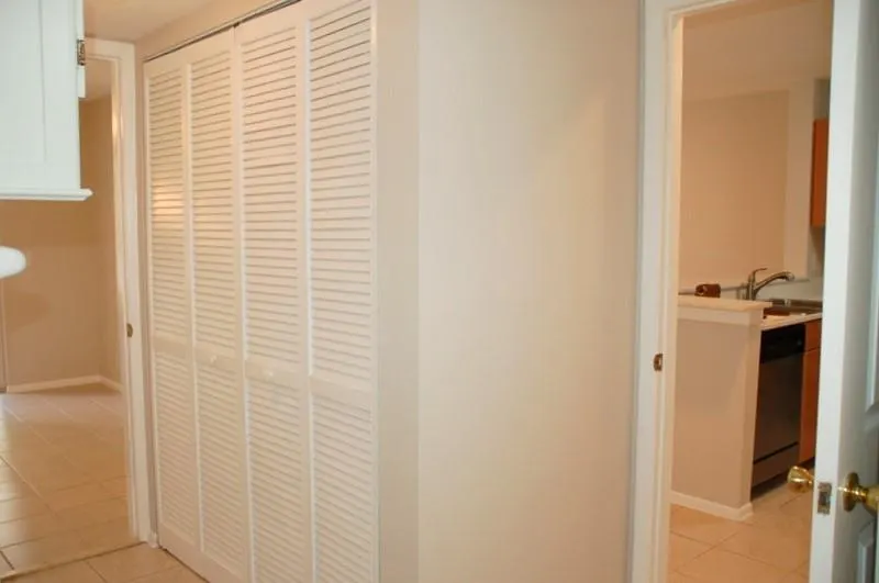 1780 Palm Cove Blvd, #6-102