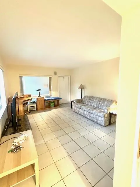 2508 Bay Dr, #25