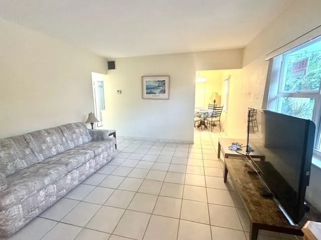 2508 Bay Dr, #25