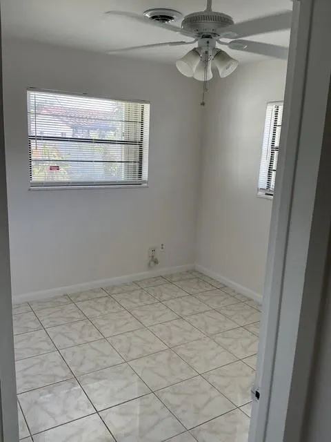 4460 NW 4th St