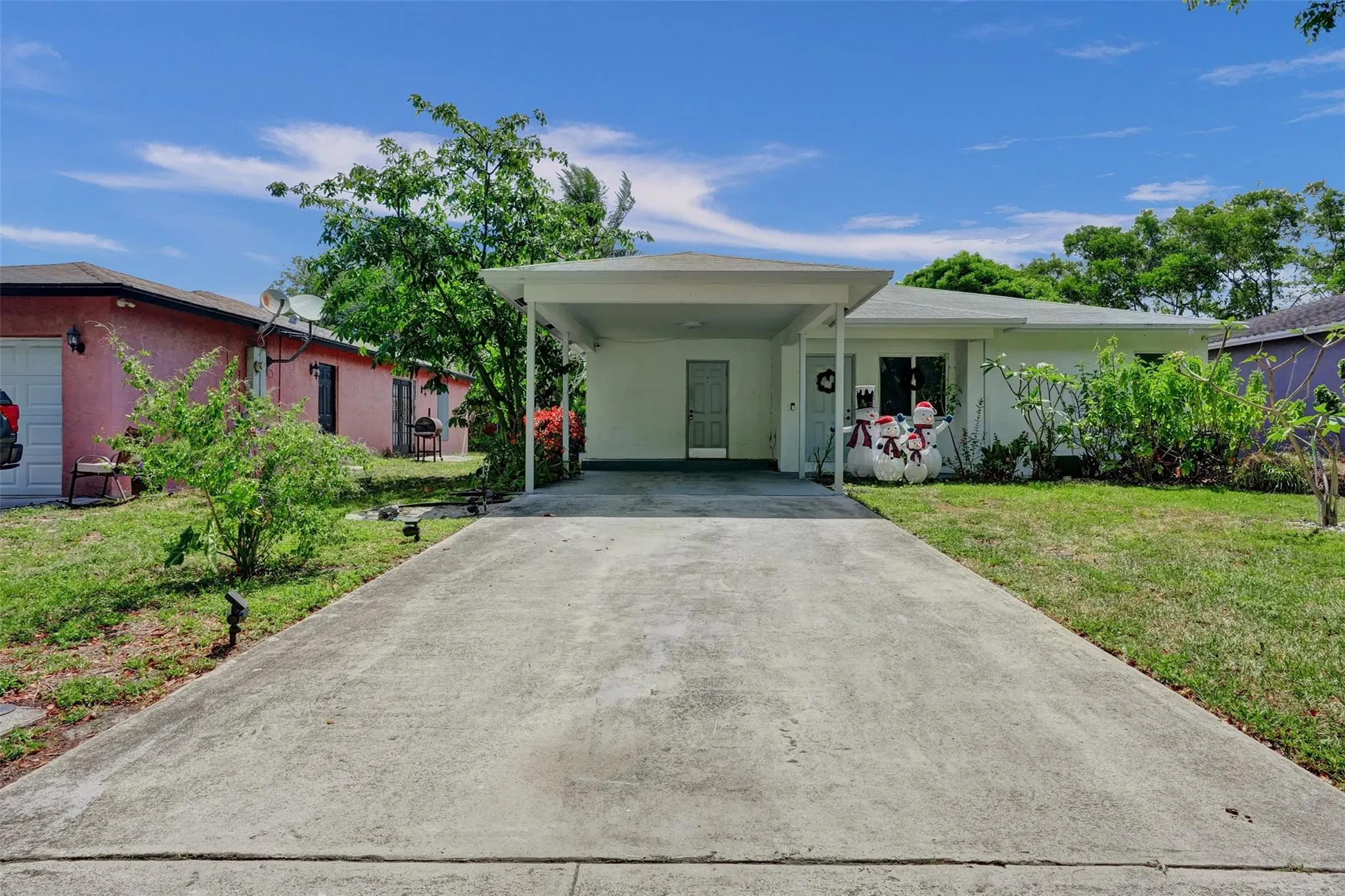 1590 NW 7th Ln