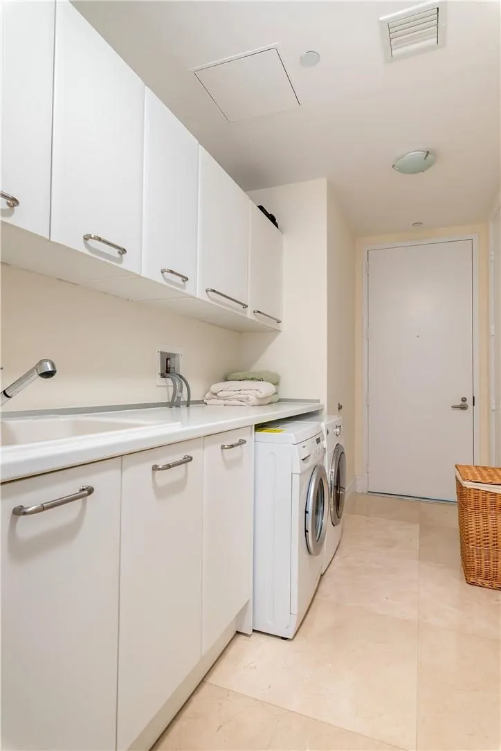 16051 Collins Ave, #1202