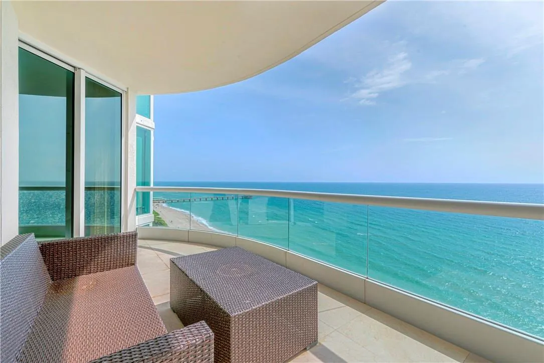 16051 Collins Ave, #1202