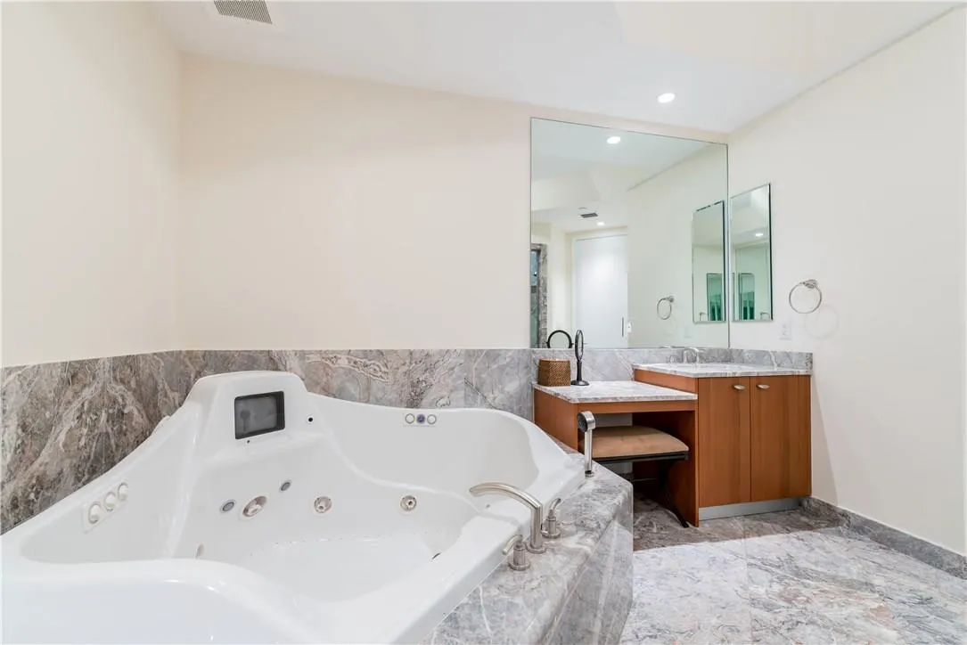 16051 Collins Ave, #1202