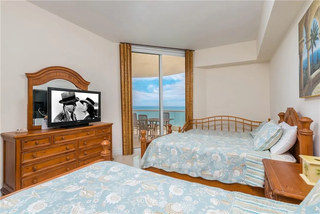 16051 Collins Ave, #1202