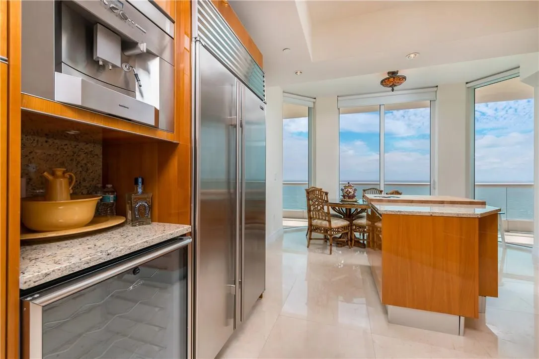 16051 Collins Ave, #1202