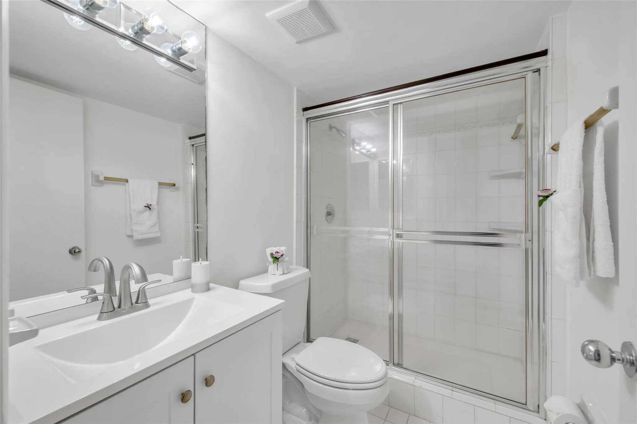 2850 S Forest Hills Blvd, #105