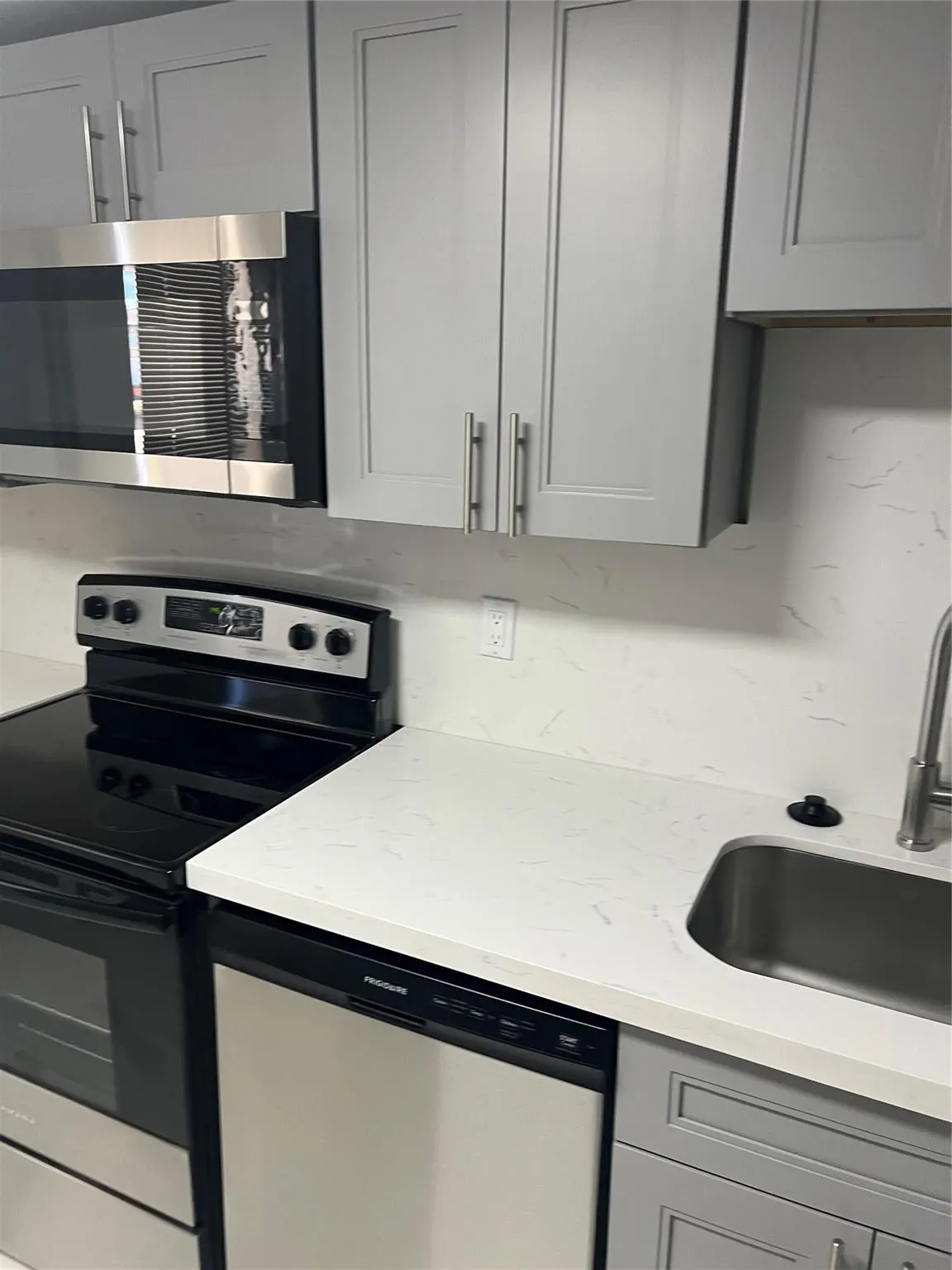 8705 NW 38TH DRIVE, #2A