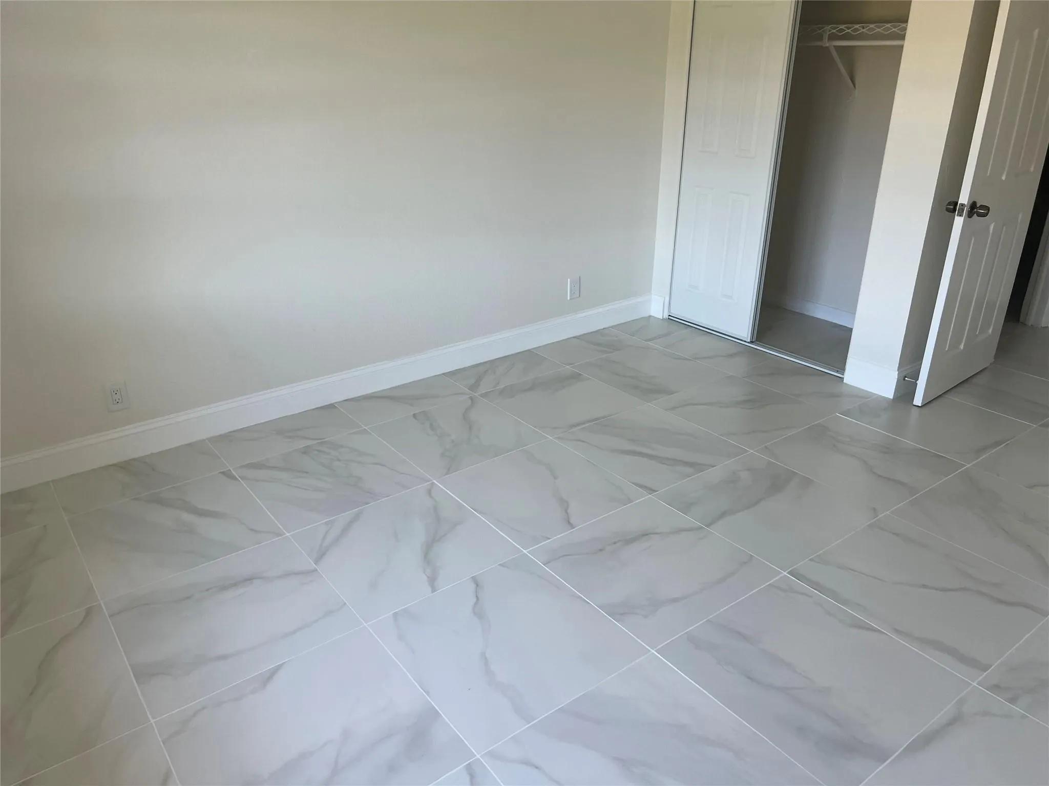 8705 NW 38TH DRIVE, #2A