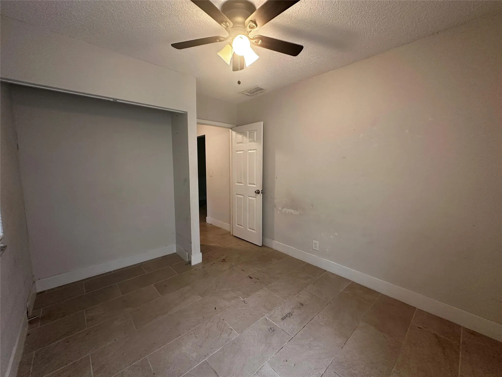 10620 NW 37TH ST, #E