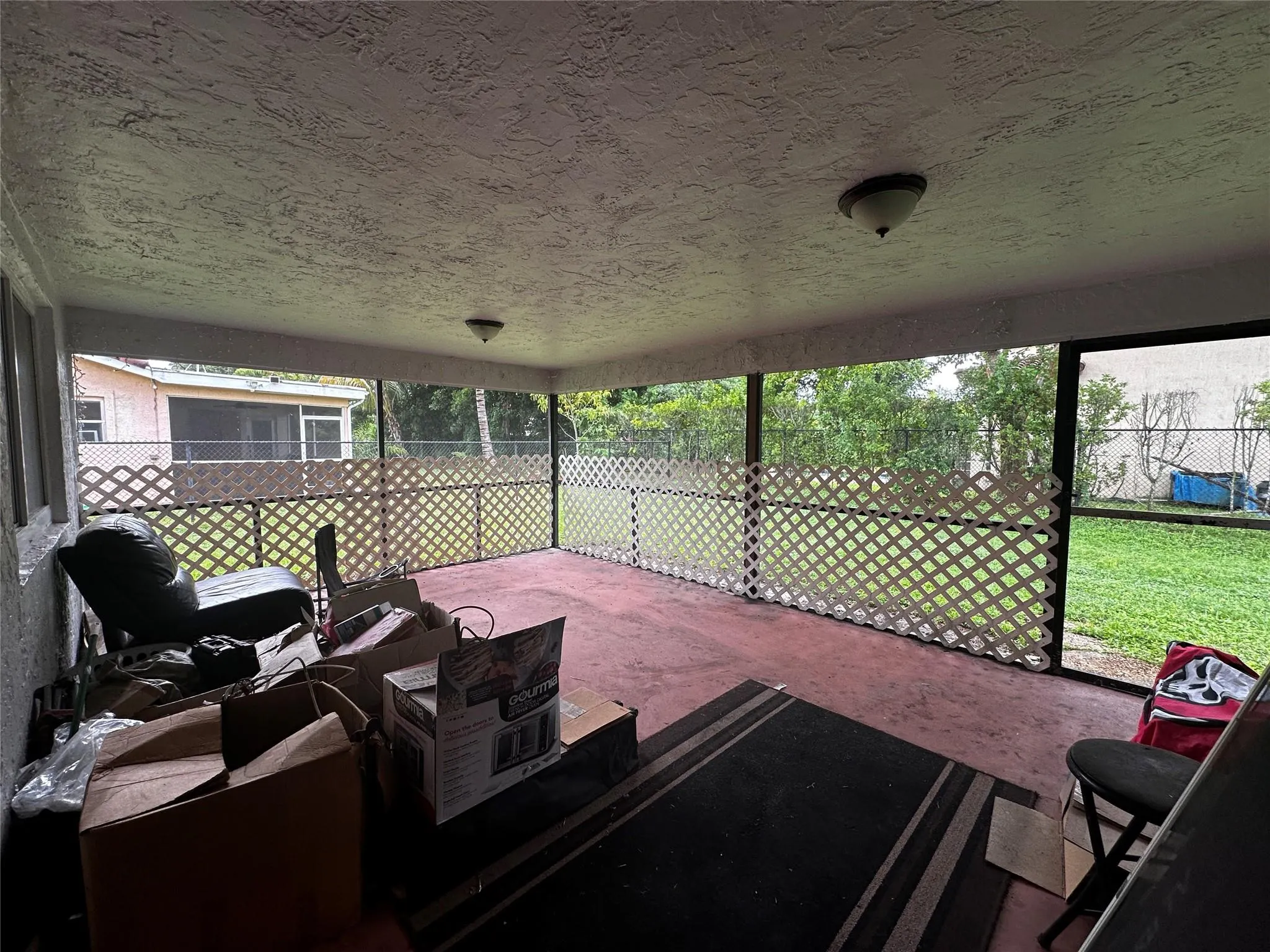 10620 NW 37TH ST, #E