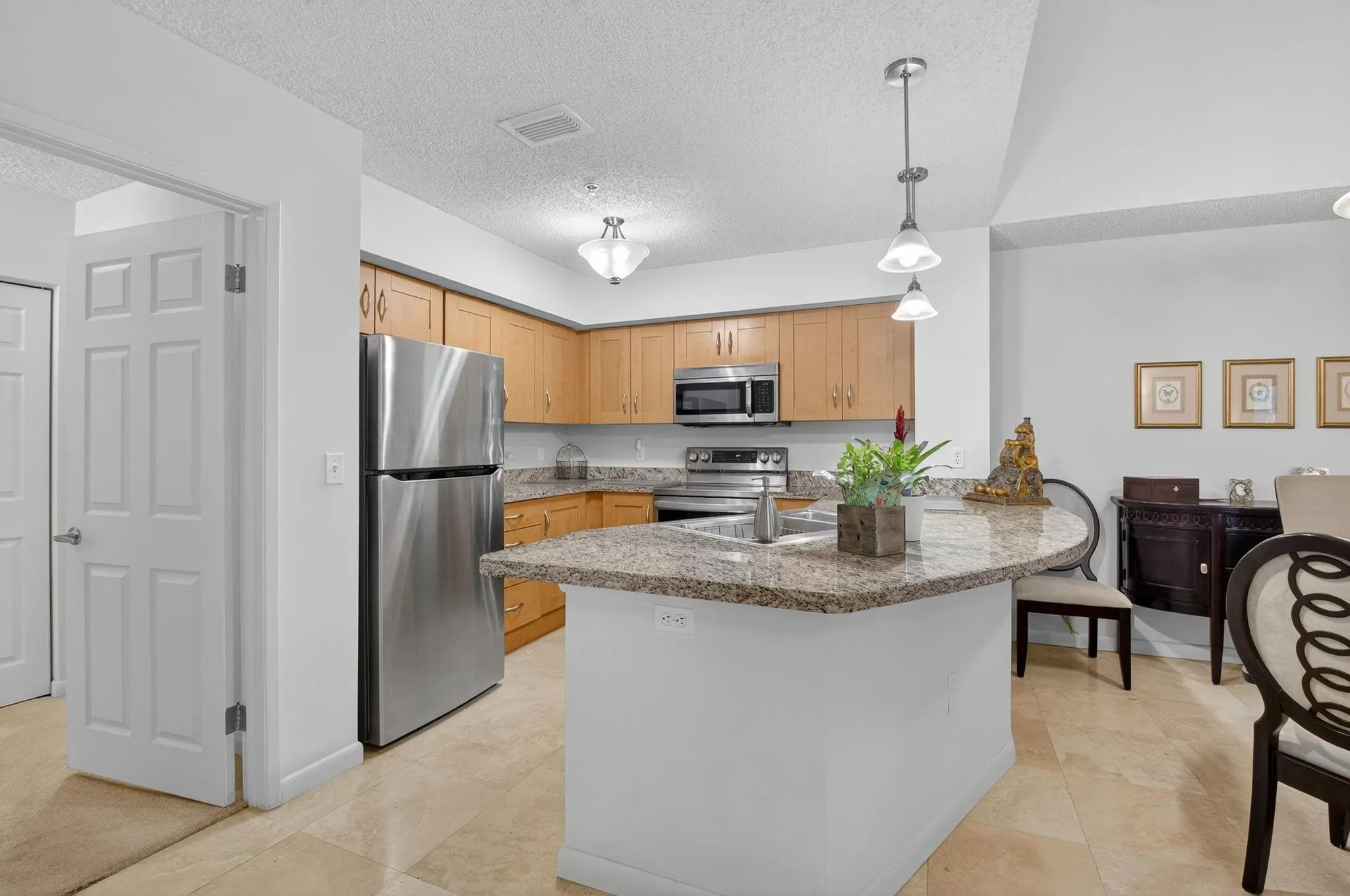 3237 Clint Moore Rd, #206