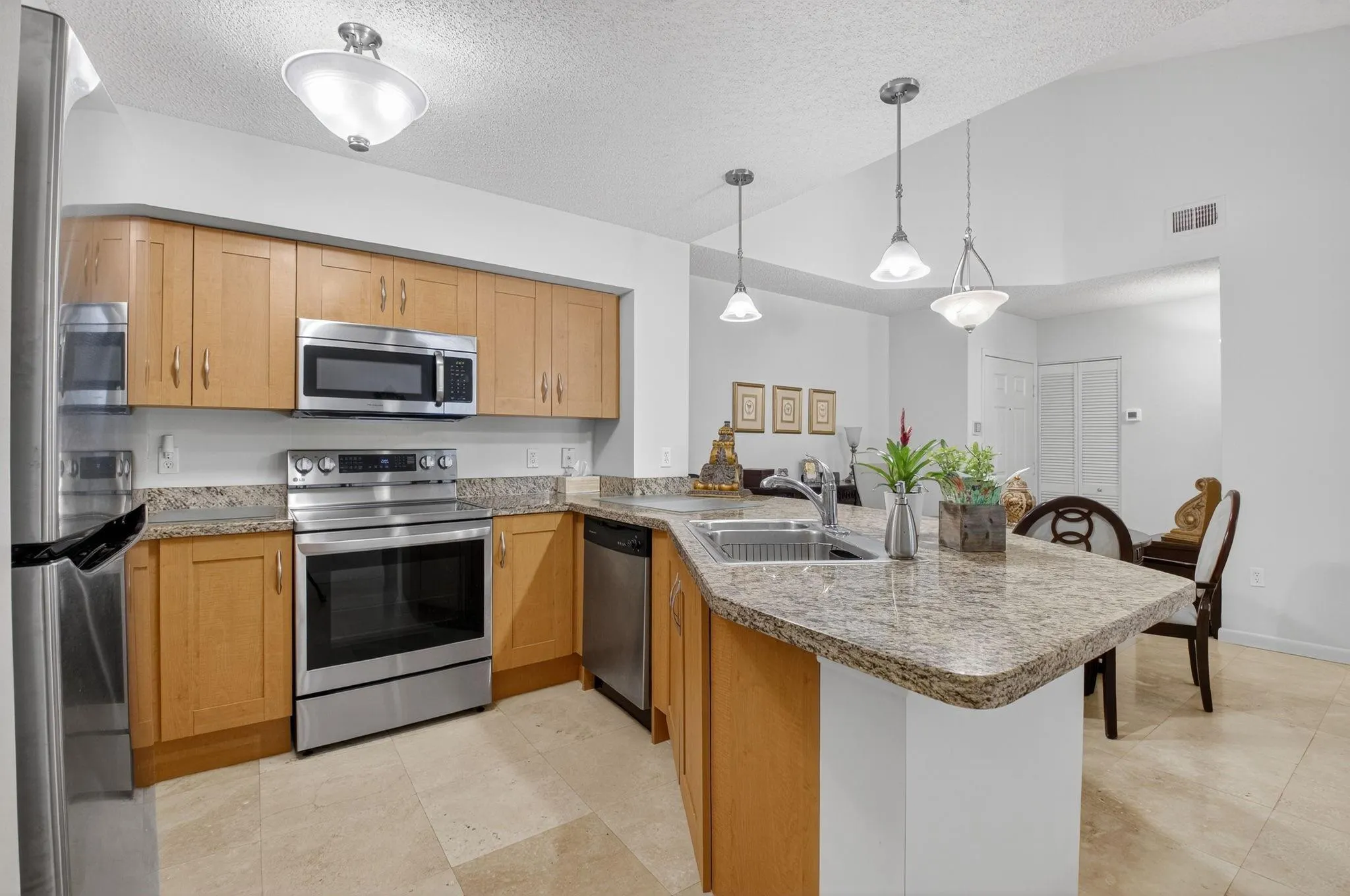 3237 Clint Moore Rd, #206